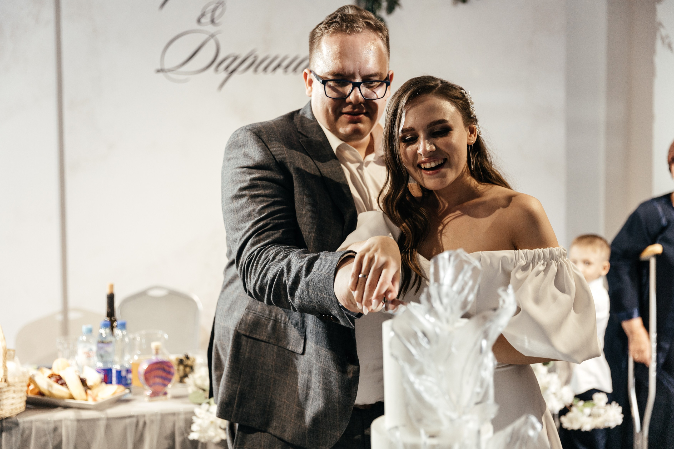 Свадебный фотограф Уфа — Руслан ГабдлисламовЖивые эмоции, красивые кадры, воспоминания на всю жизнь.Работаю по всей Республике Башкортоста. Свадебный фотограф Уфа Руслан Габдлисламов