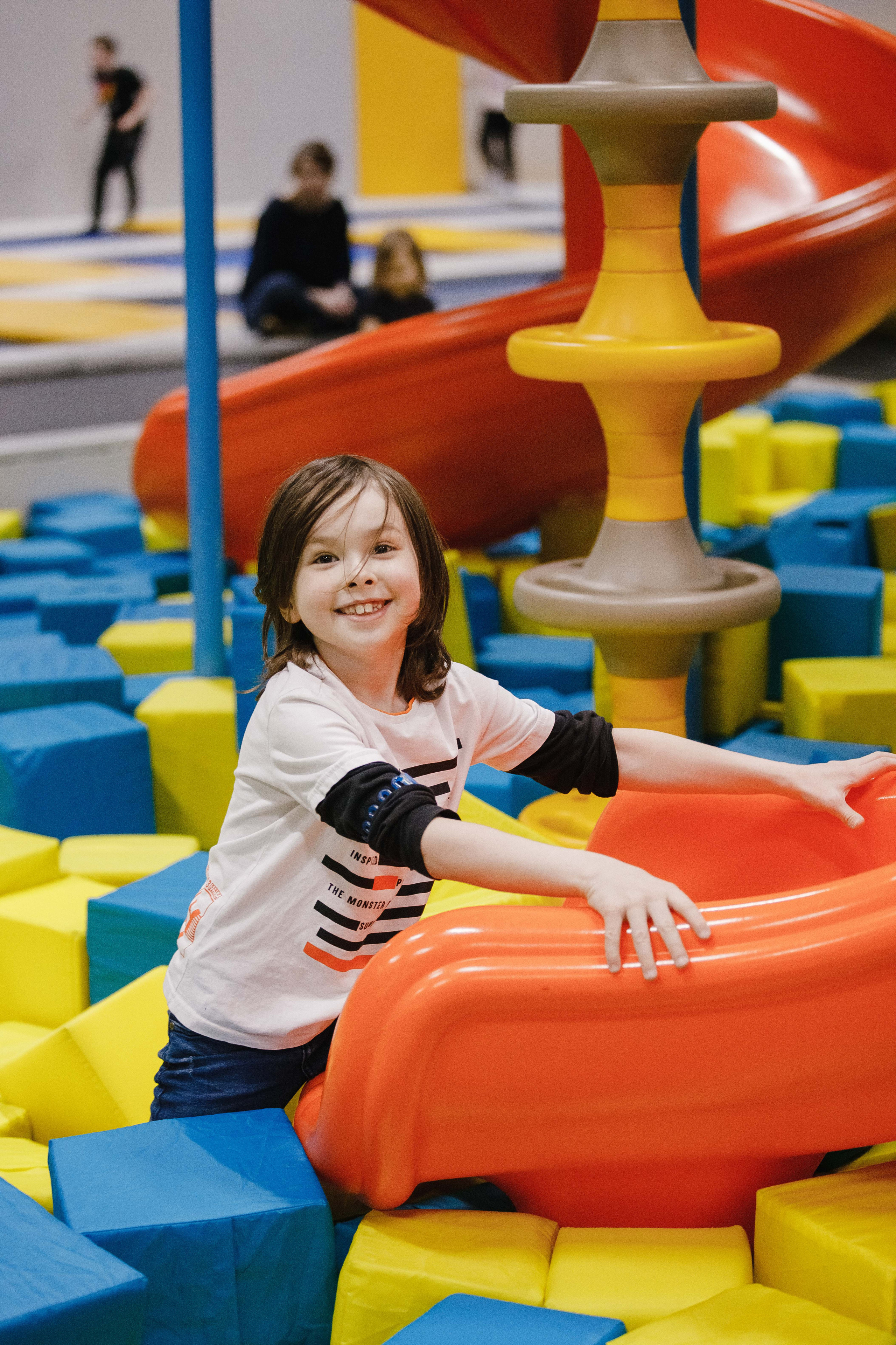 ДР Ильи. Fly zone. Батутный центр. Фотограф Андрей Баксов