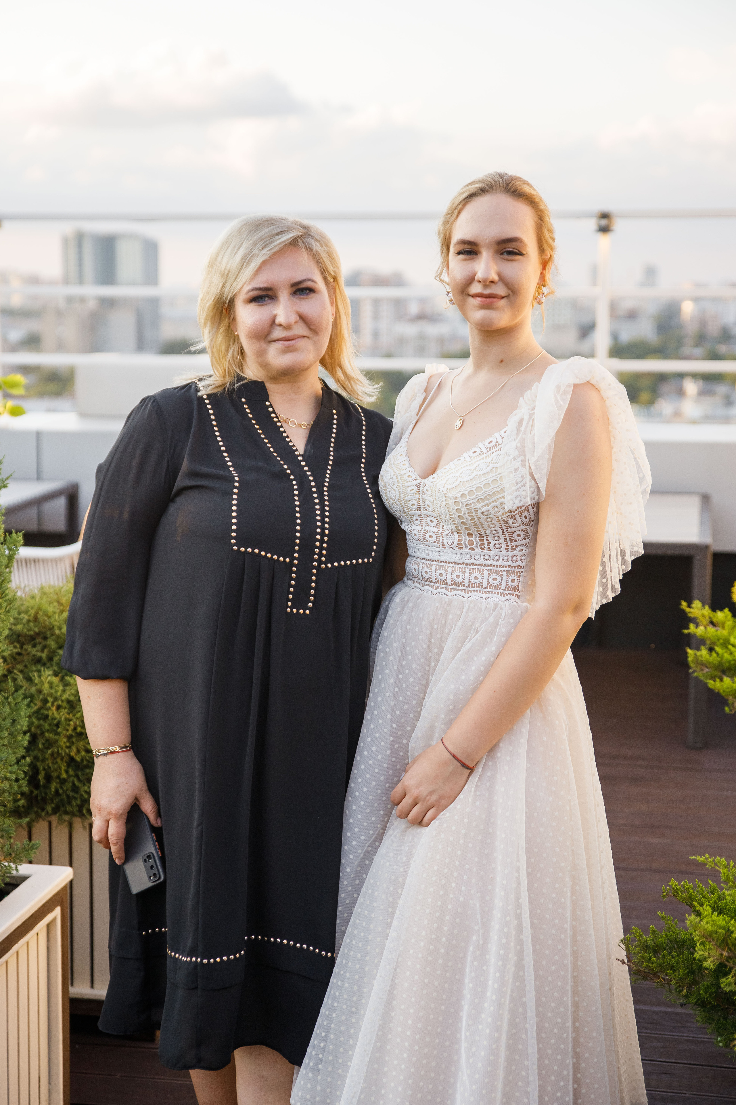 Выпускной. Ресторан Разговоры. Фотограф Андрей Баксов