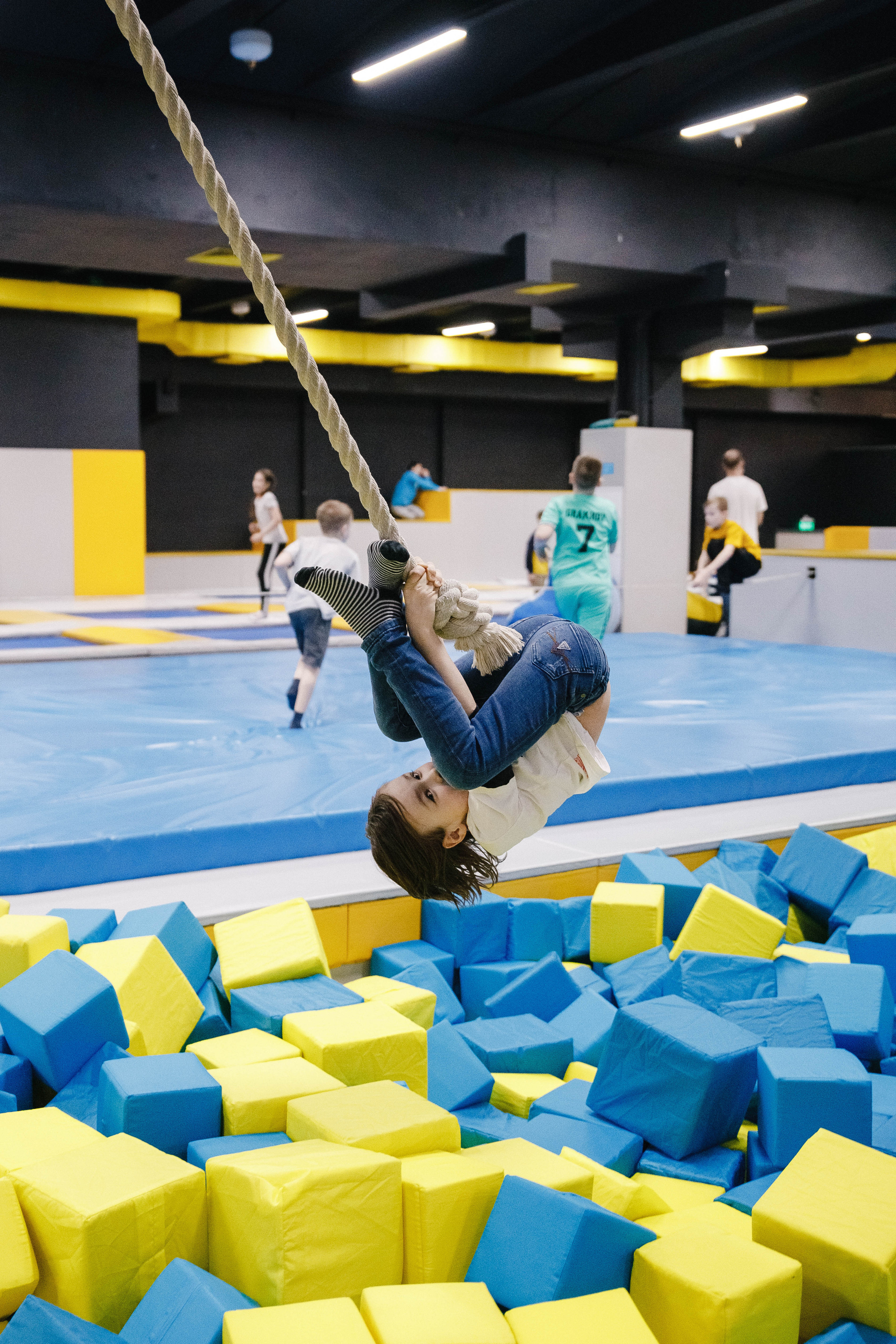 ДР Ильи. Fly zone. Батутный центр. Фотограф Андрей Баксов