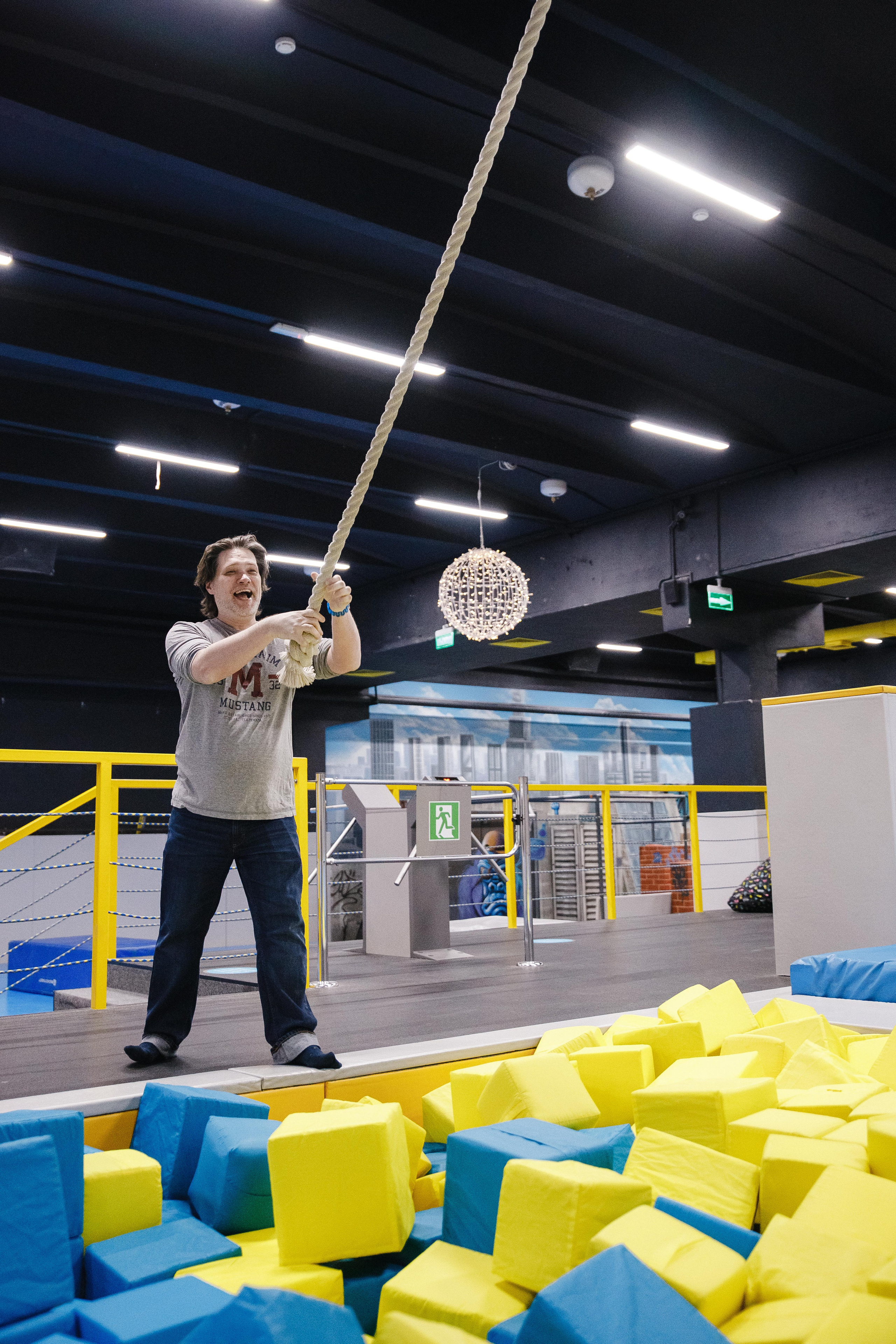 ДР Ильи. Fly zone. Батутный центр. Фотограф Андрей Баксов