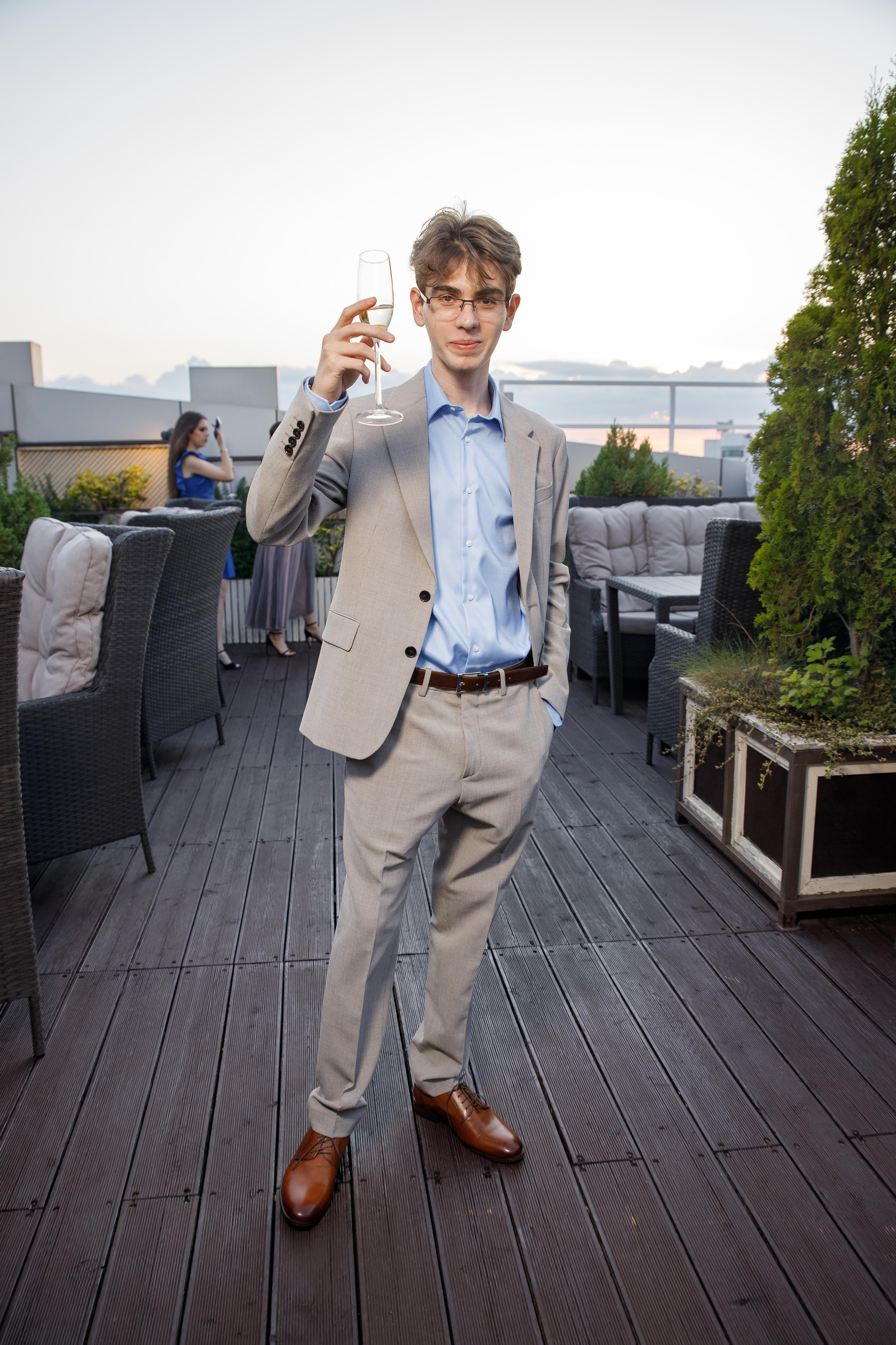 Выпускной. Ресторан Разговоры. Фотограф Андрей Баксов