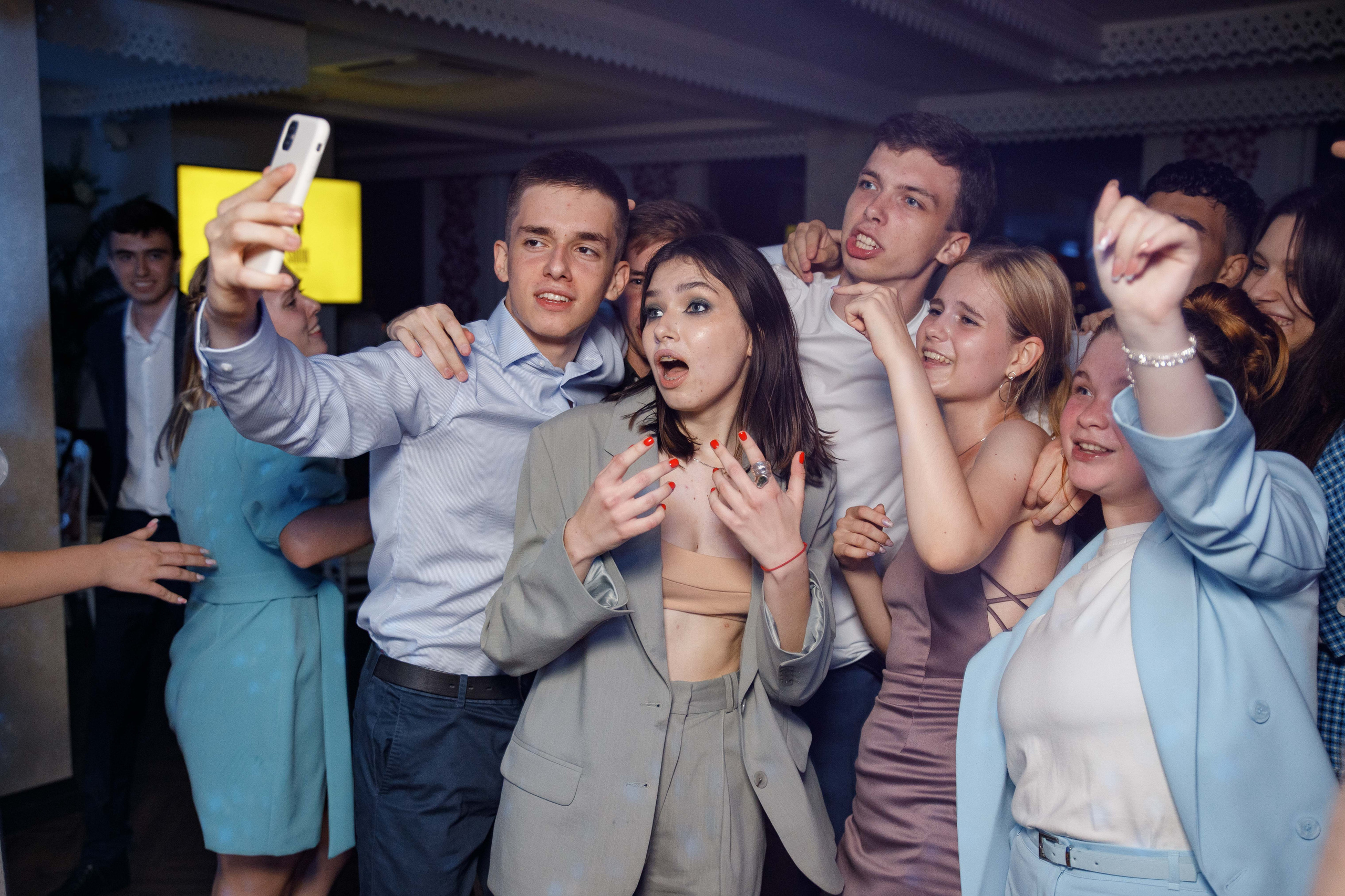 Выпускной. Ресторан Разговоры. Фотограф Андрей Баксов