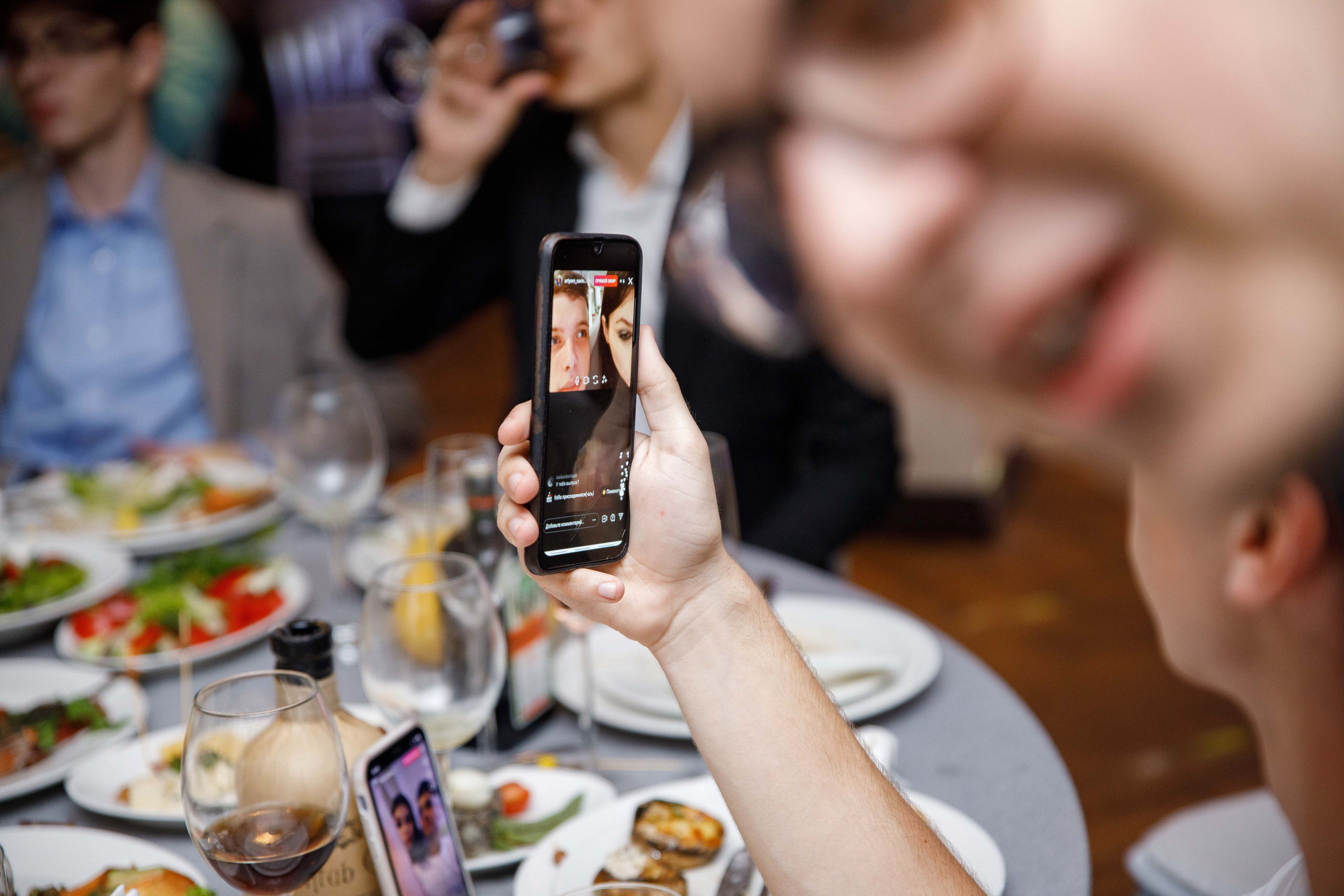 Выпускной. Ресторан Разговоры. Фотограф Андрей Баксов