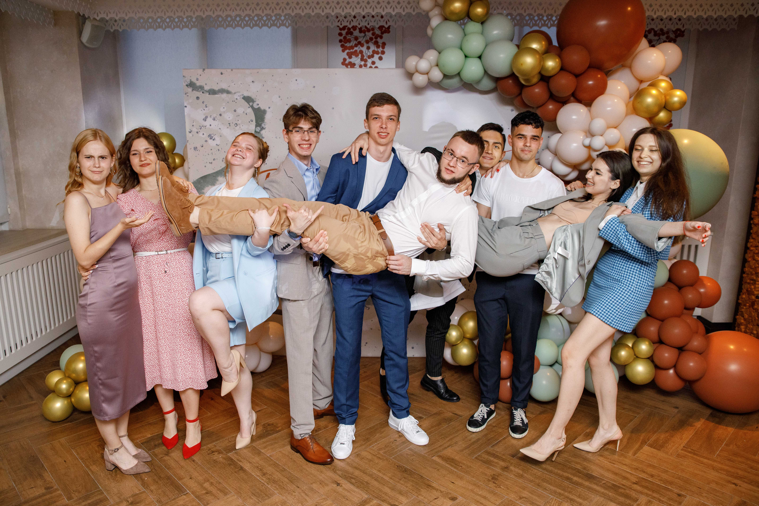 Выпускной. Ресторан Разговоры. Фотограф Андрей Баксов