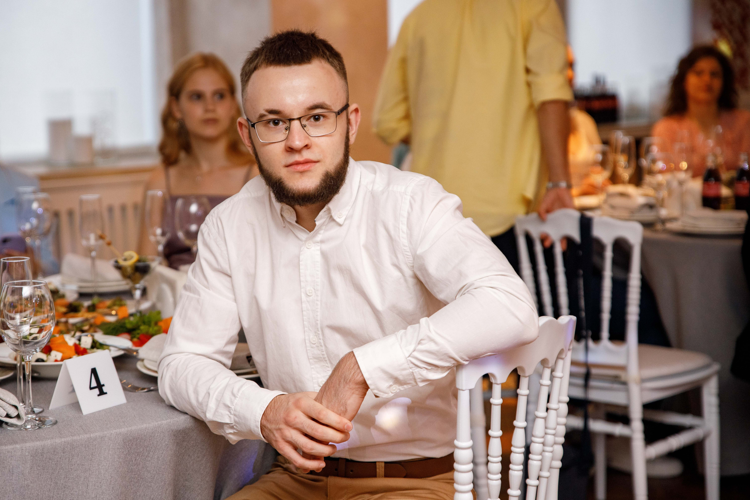 Выпускной. Ресторан Разговоры. Фотограф Андрей Баксов