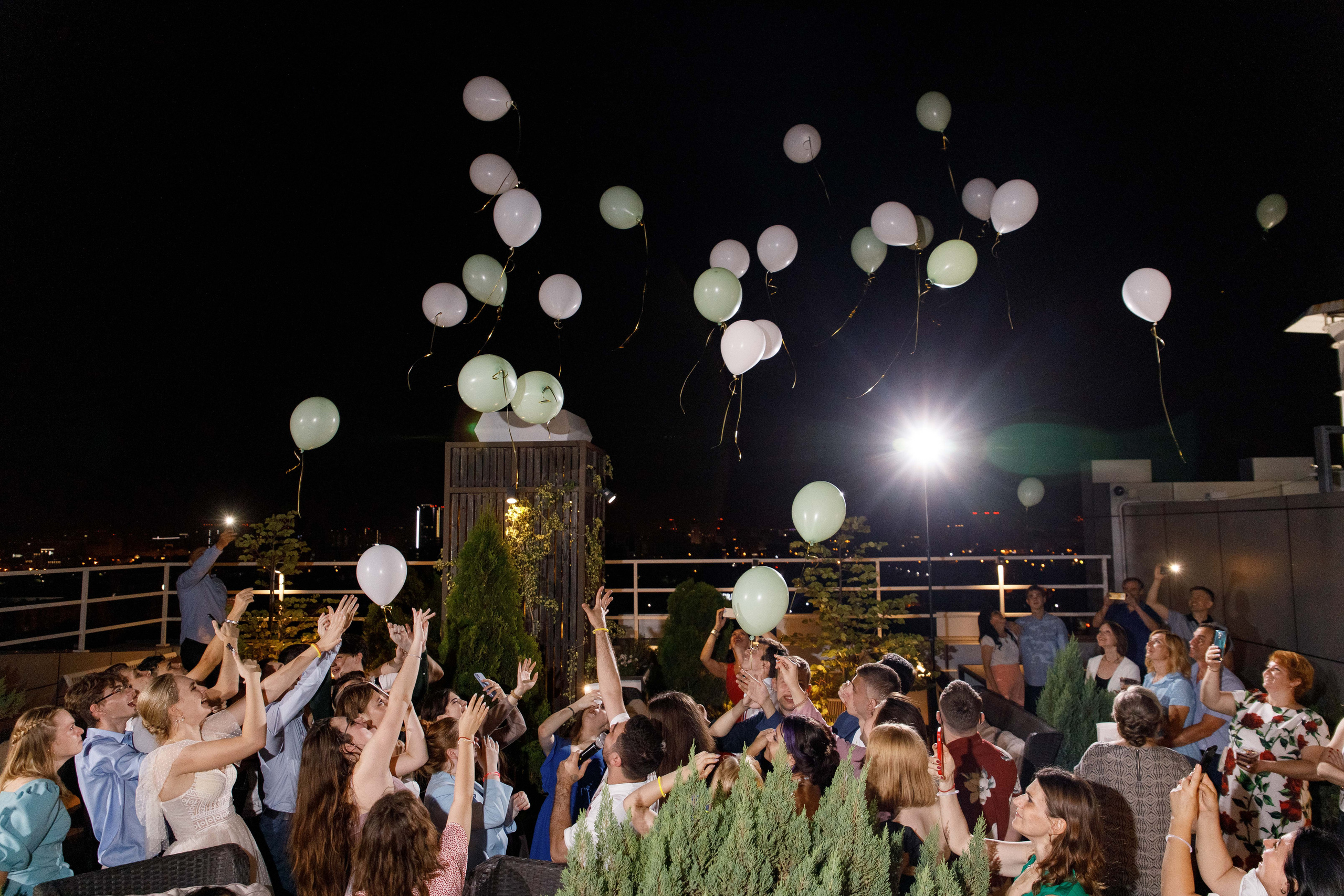 Выпускной. Ресторан Разговоры. Фотограф Андрей Баксов