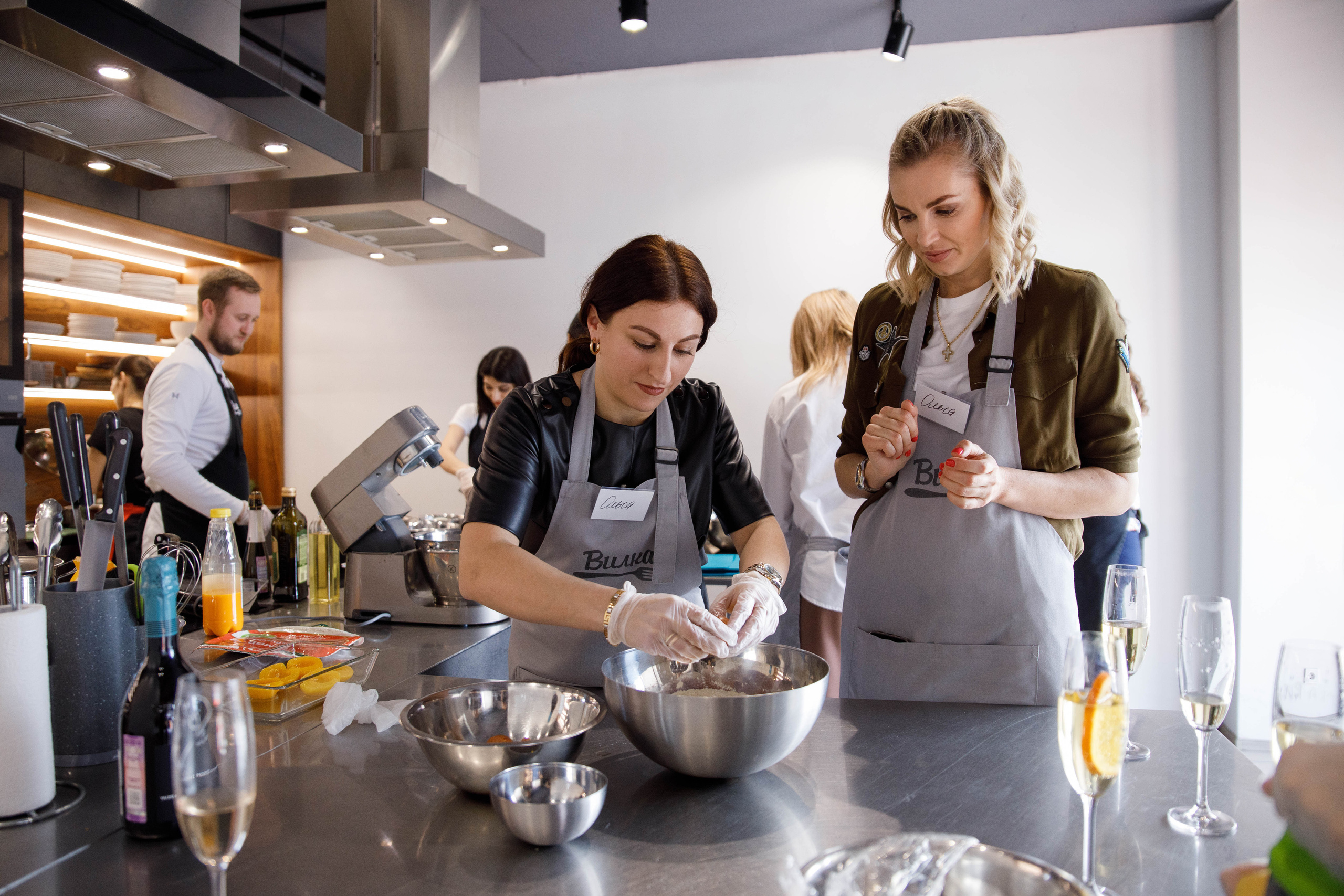 ДР Оксаны. Вилка Кулинарная студия. Фотограф Андрей Баксов