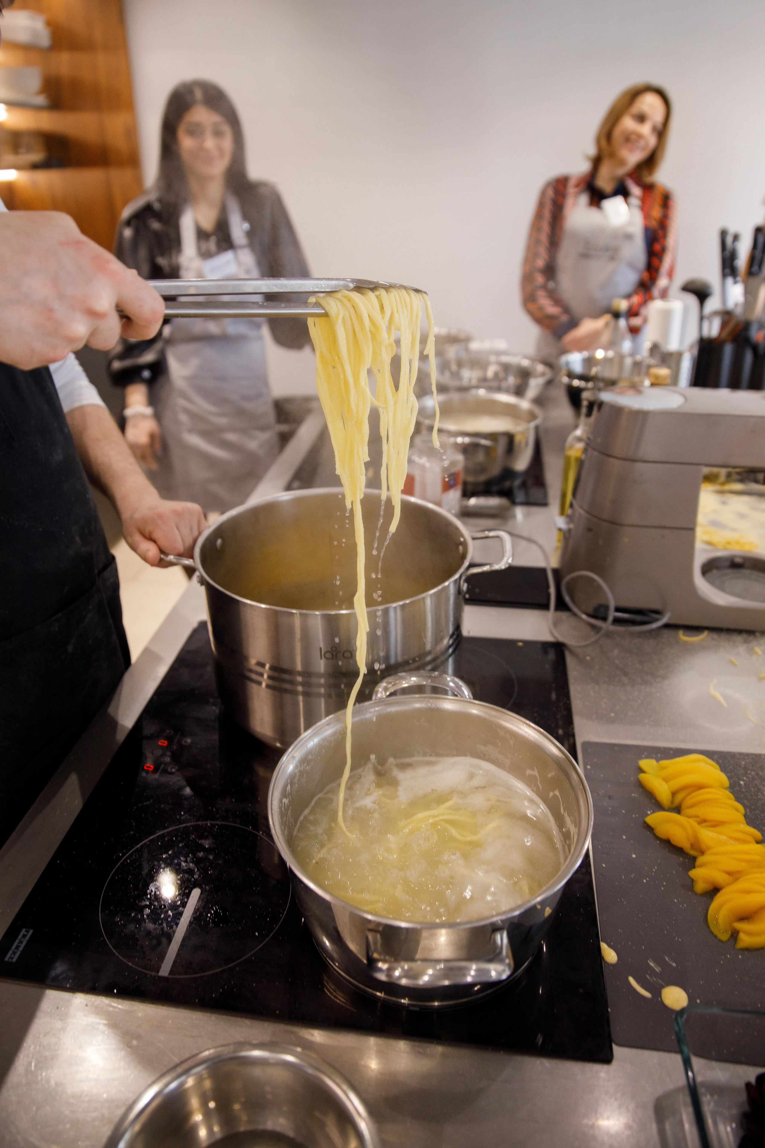 ДР Оксаны. Вилка Кулинарная студия. Фотограф Андрей Баксов