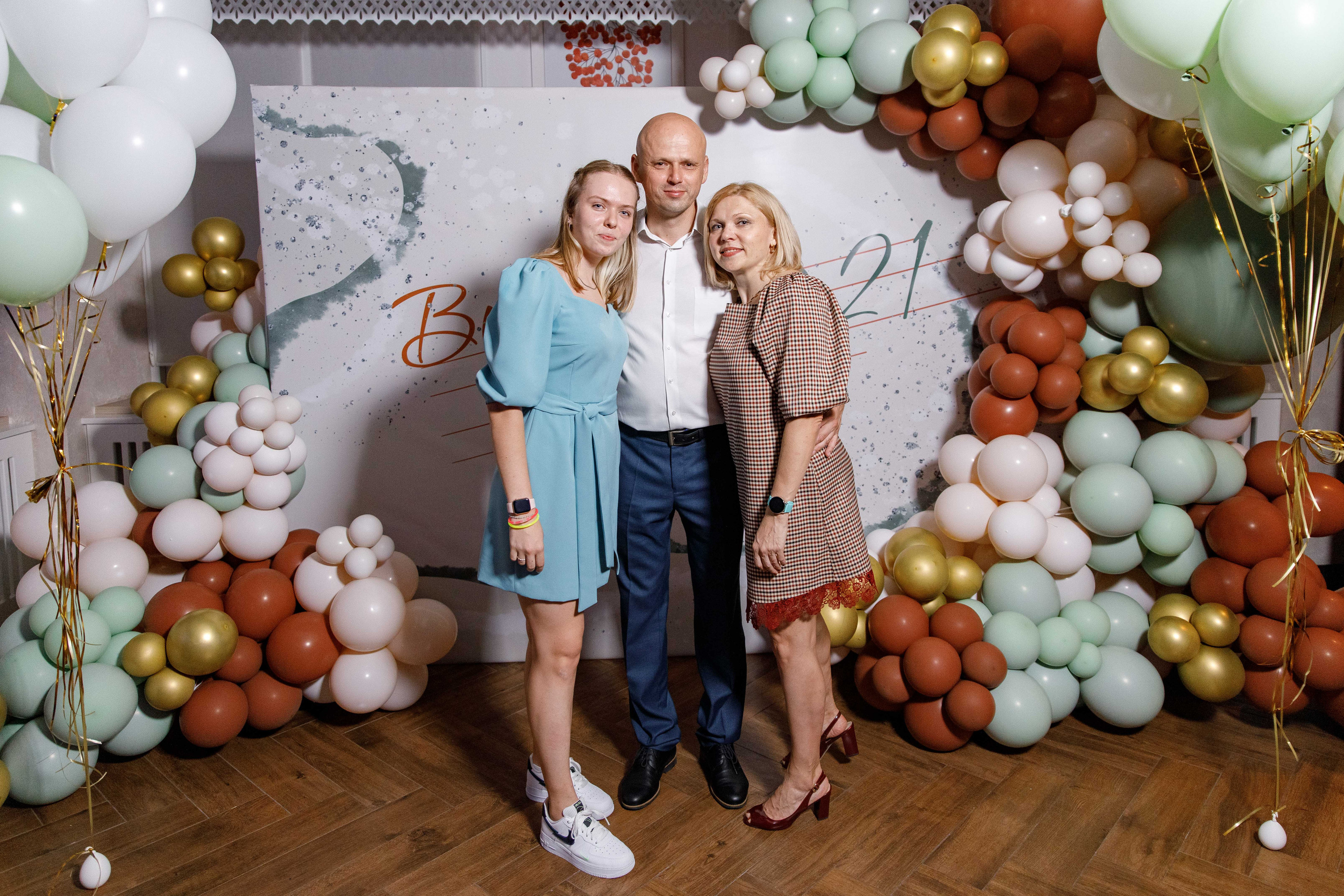 Выпускной. Ресторан Разговоры. Фотограф Андрей Баксов