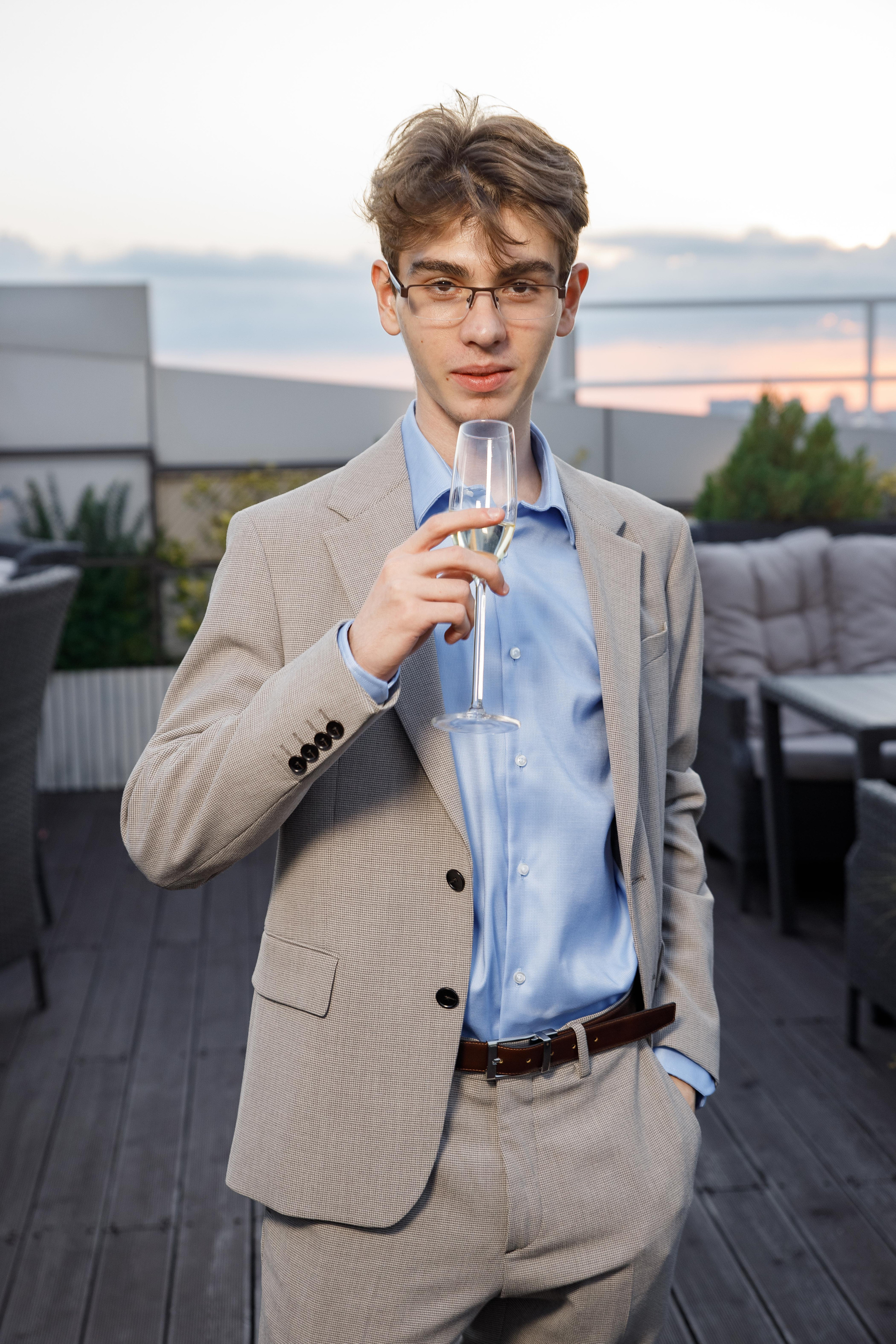 Выпускной. Ресторан Разговоры. Фотограф Андрей Баксов