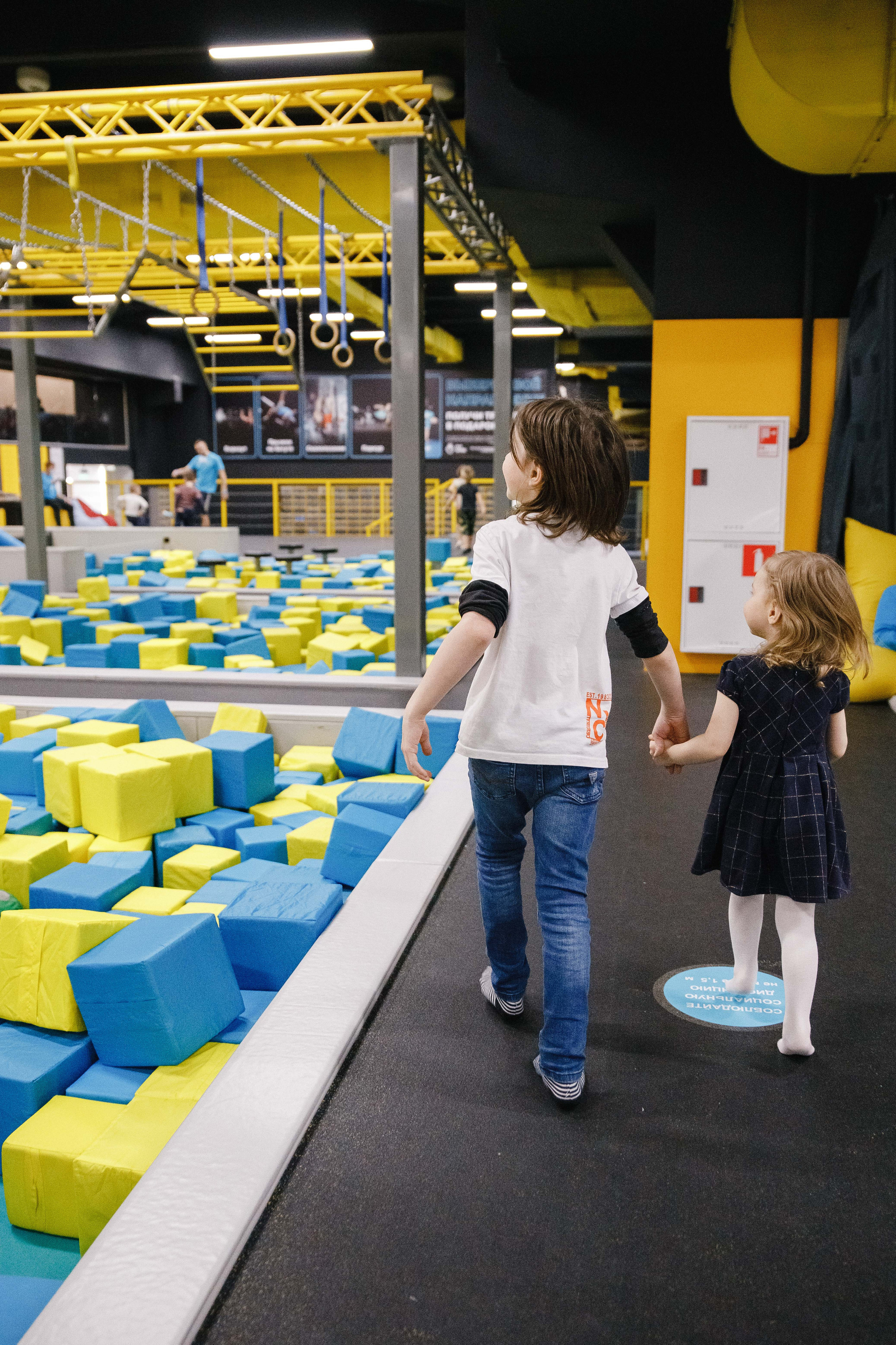 ДР Ильи. Fly zone. Батутный центр. Фотограф Андрей Баксов