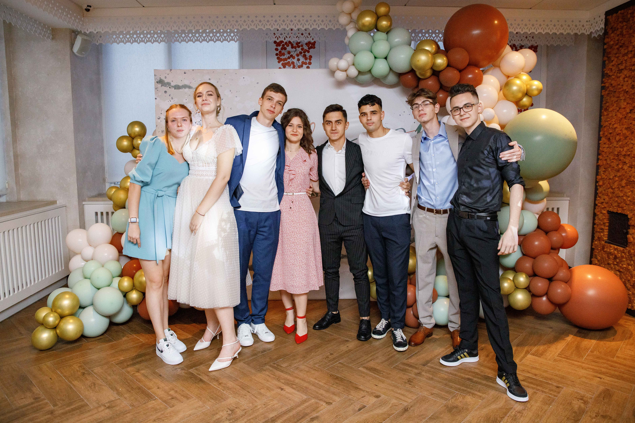 Выпускной. Ресторан Разговоры. Фотограф Андрей Баксов