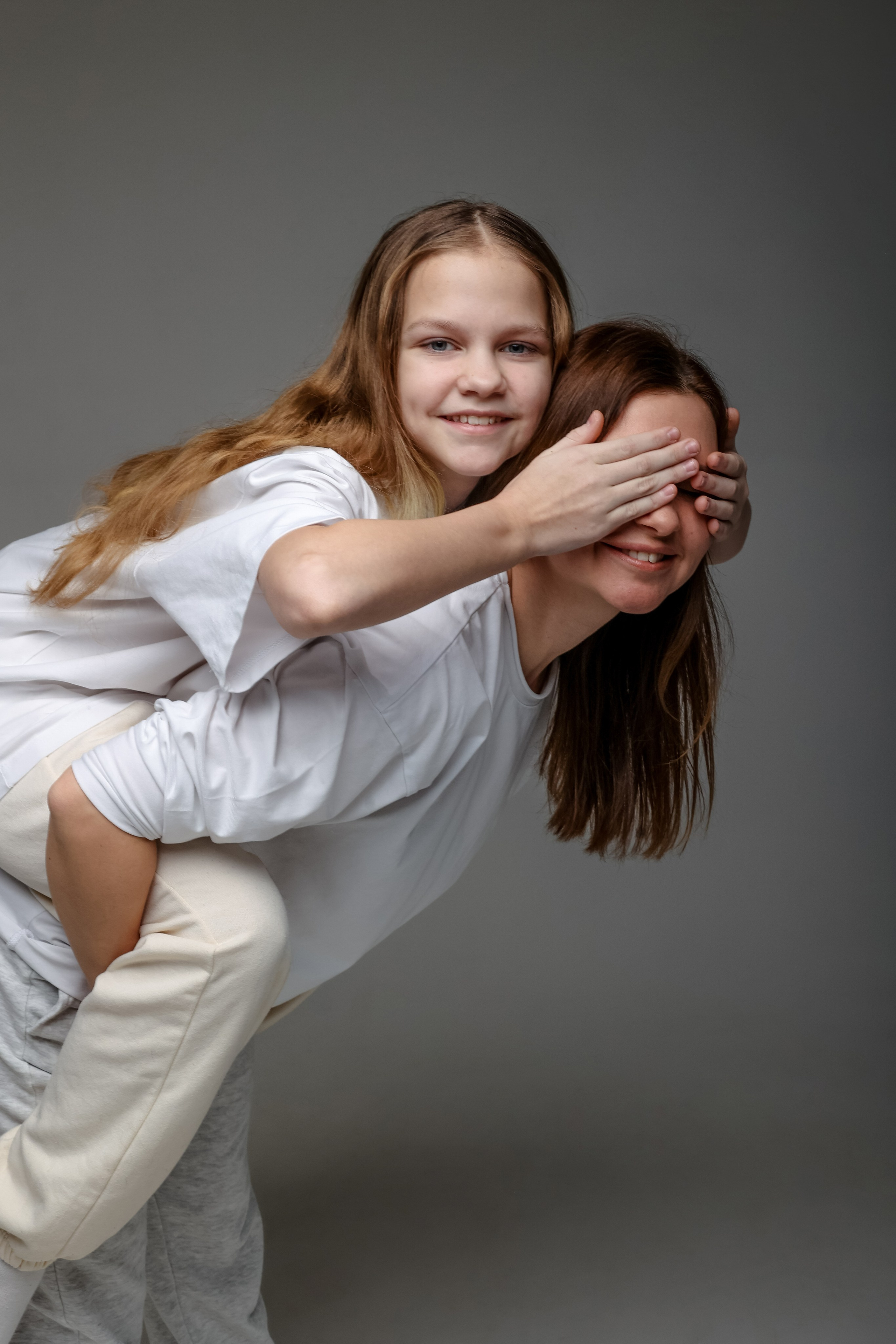 Наталья и Виолетта. Главная