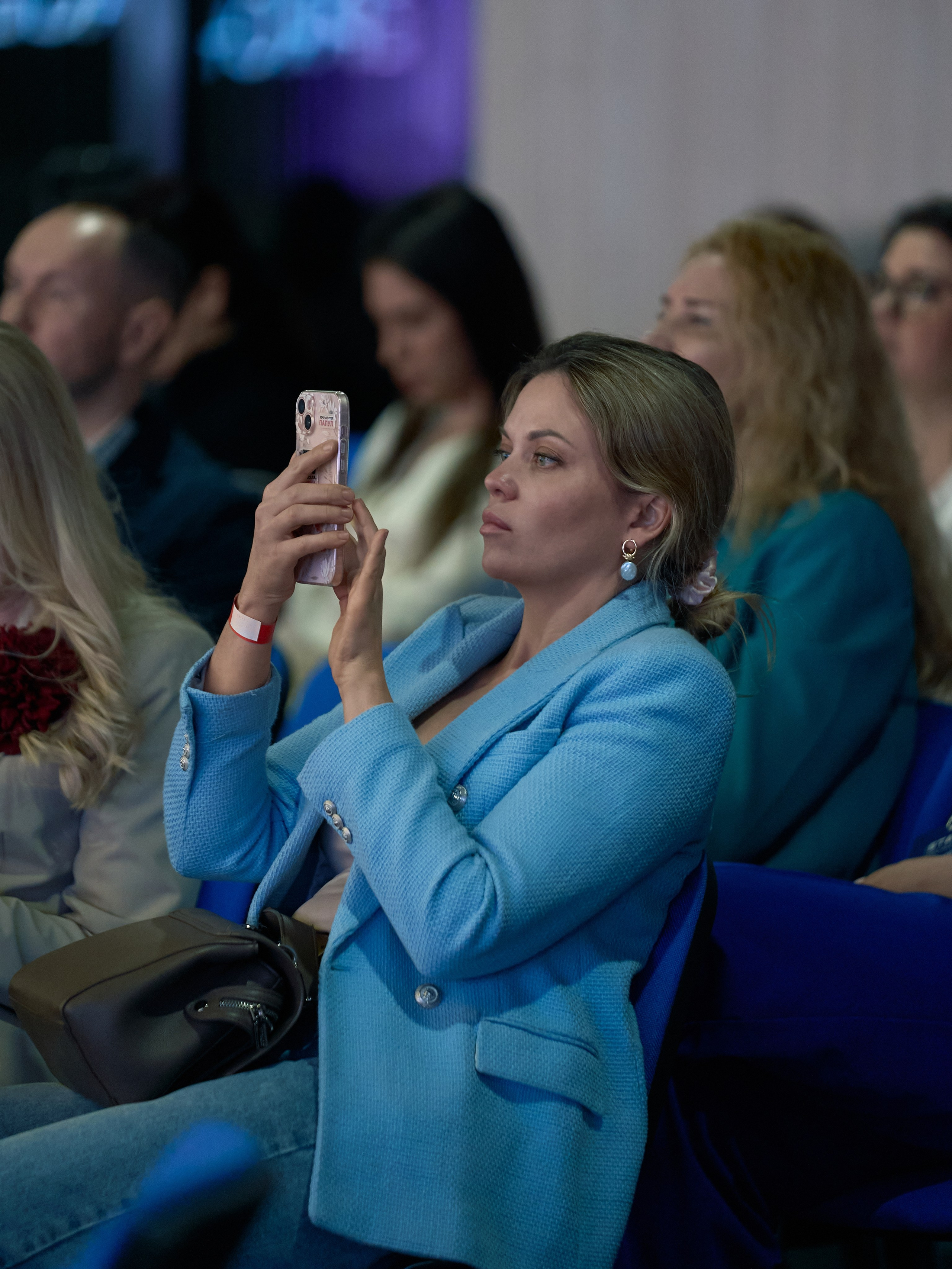 СЛУШАТЕЛИ. PRO-AGELESS