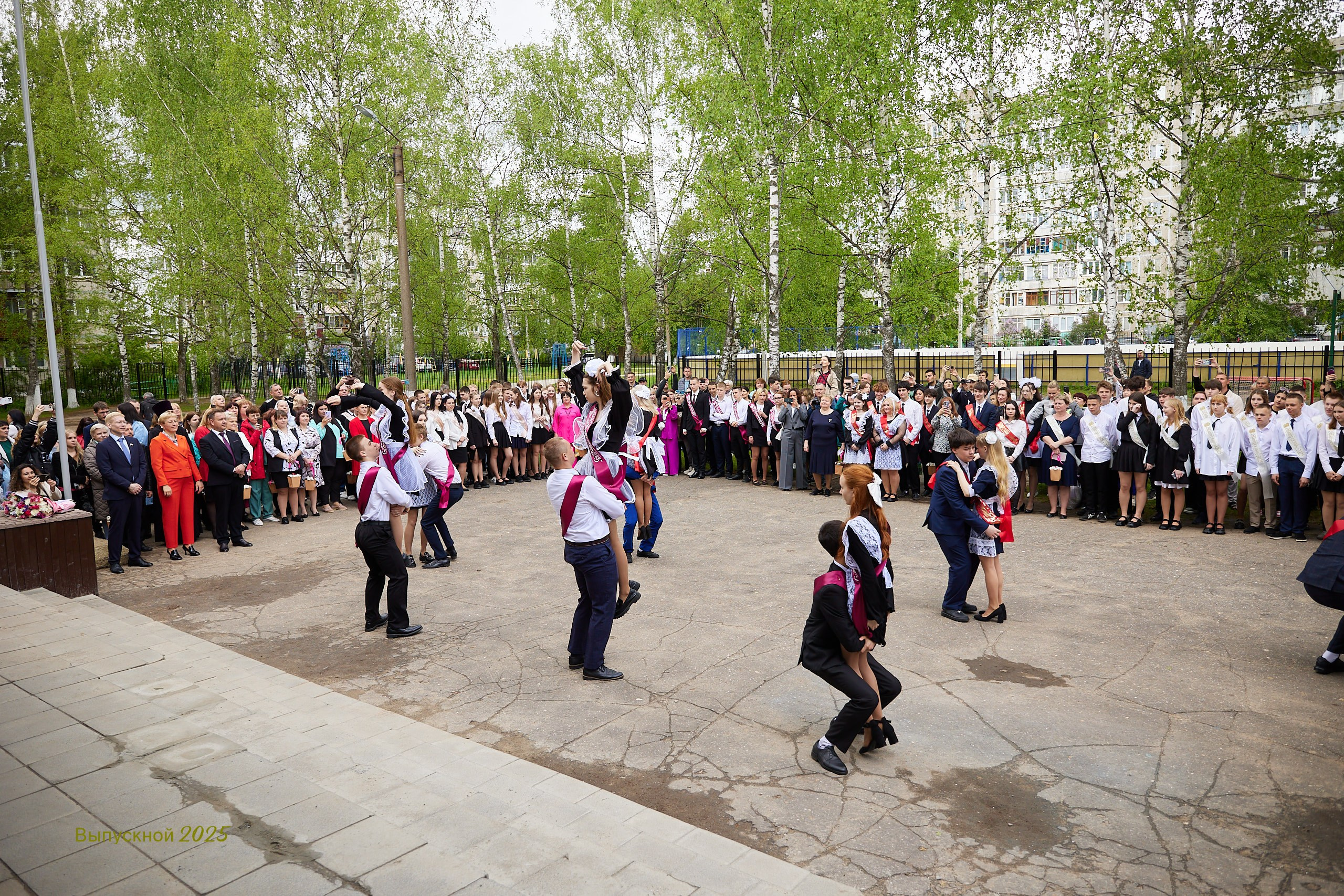 Выпускной «Прощай школа» 2025 год. Спортивный фотограф Некрасов Денис