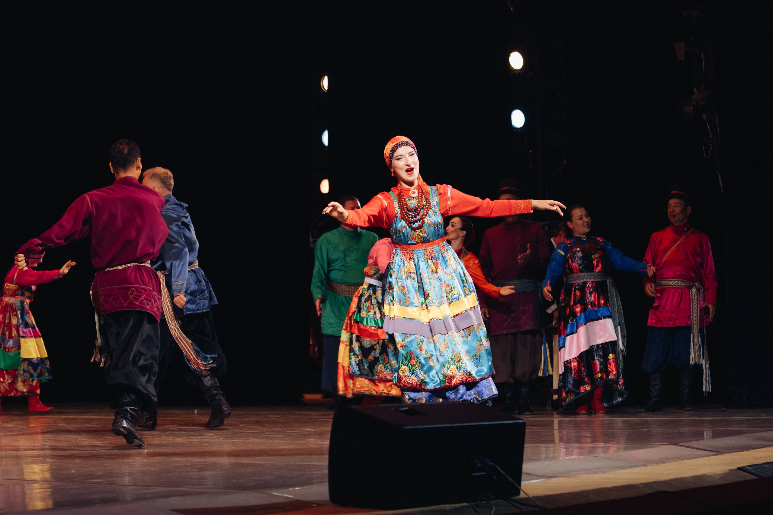 Лучший учитель родного языка и литературы 2025. Свадебный и семейный фотограф в Улан-Удэ