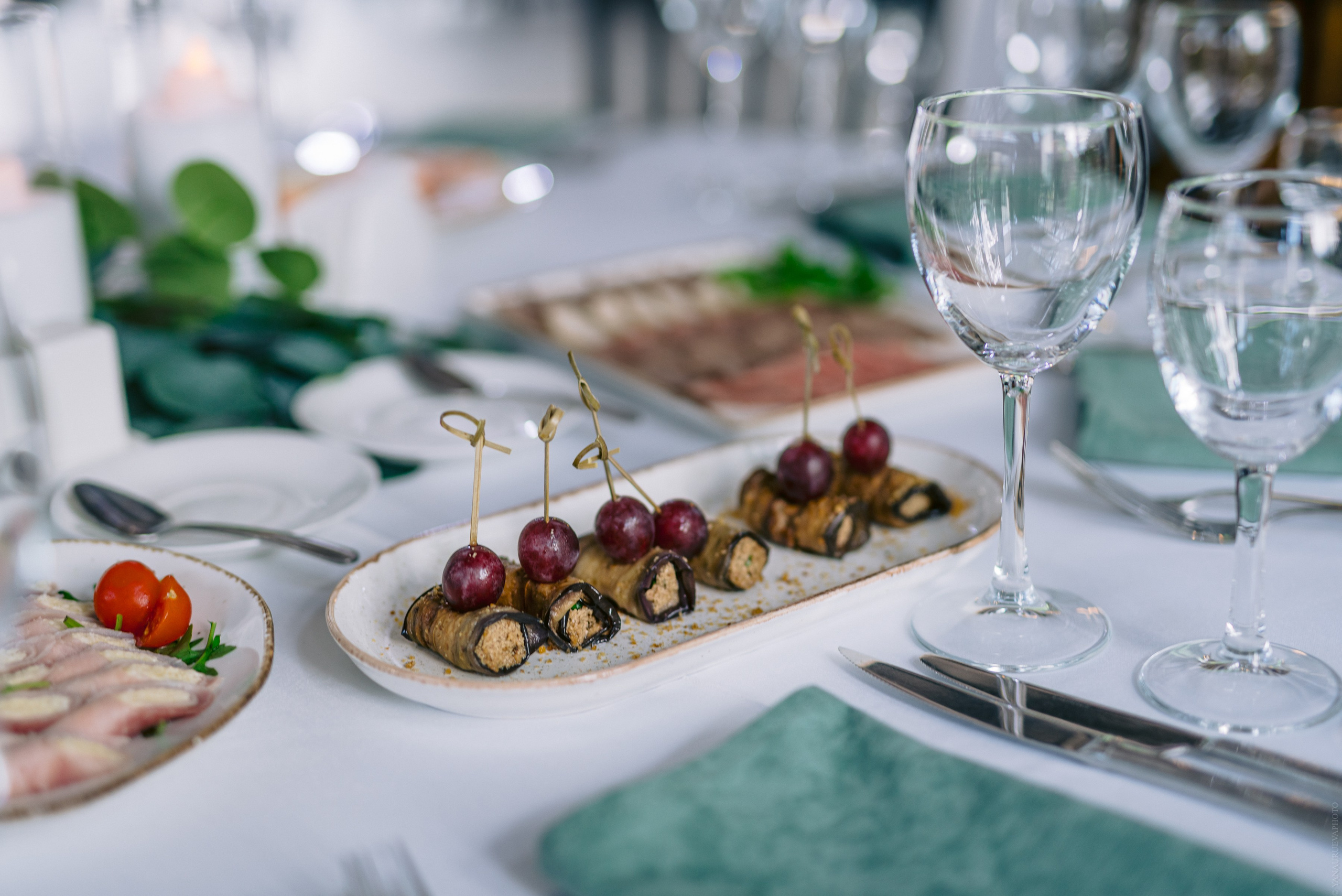 Нежный май. Даниил и Александра. Свадебный и контент- фотограф в Тольятти, Самаре, Москве Яна Уруева