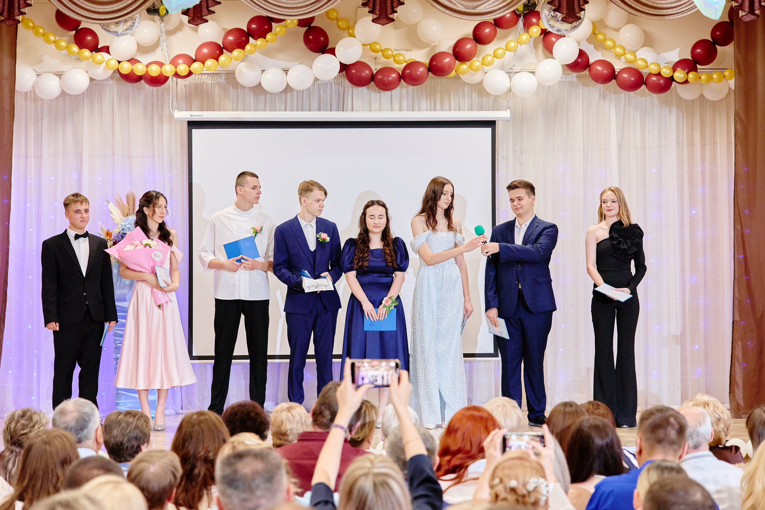 Выпускной 35 Сош. Фотограф Выпускные альбомы Таганрог Сергей Коробченко