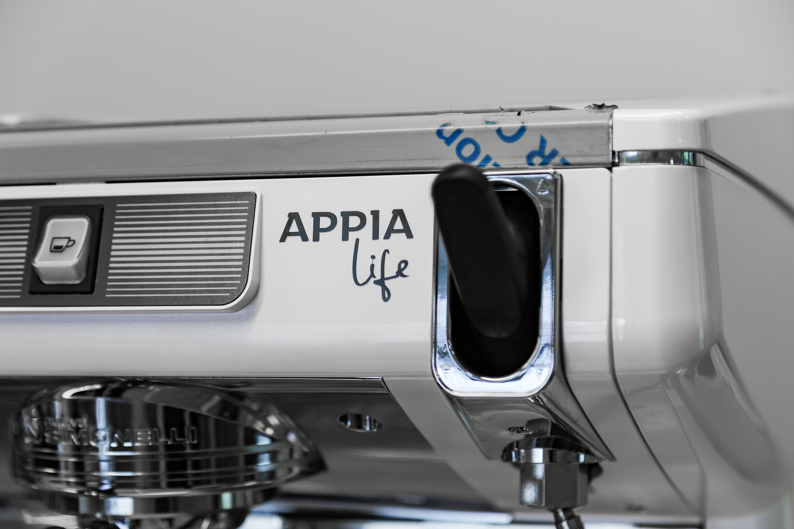 COFFEE MACHINES FOR MARKETPLACE. Mixturecaptures