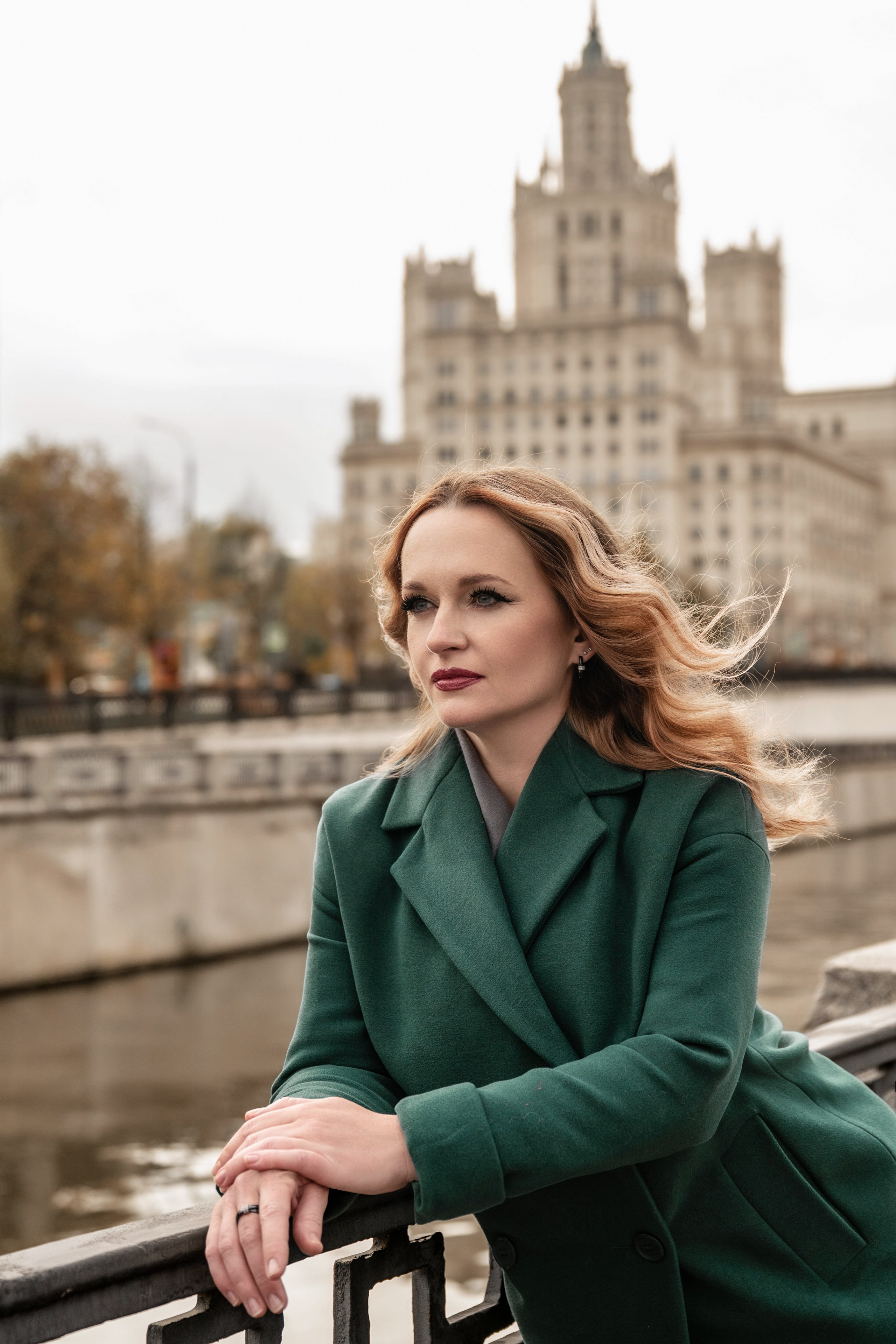 Натали Москва Тессинский мост. Наталья Слесаренко фотограф в Сочи