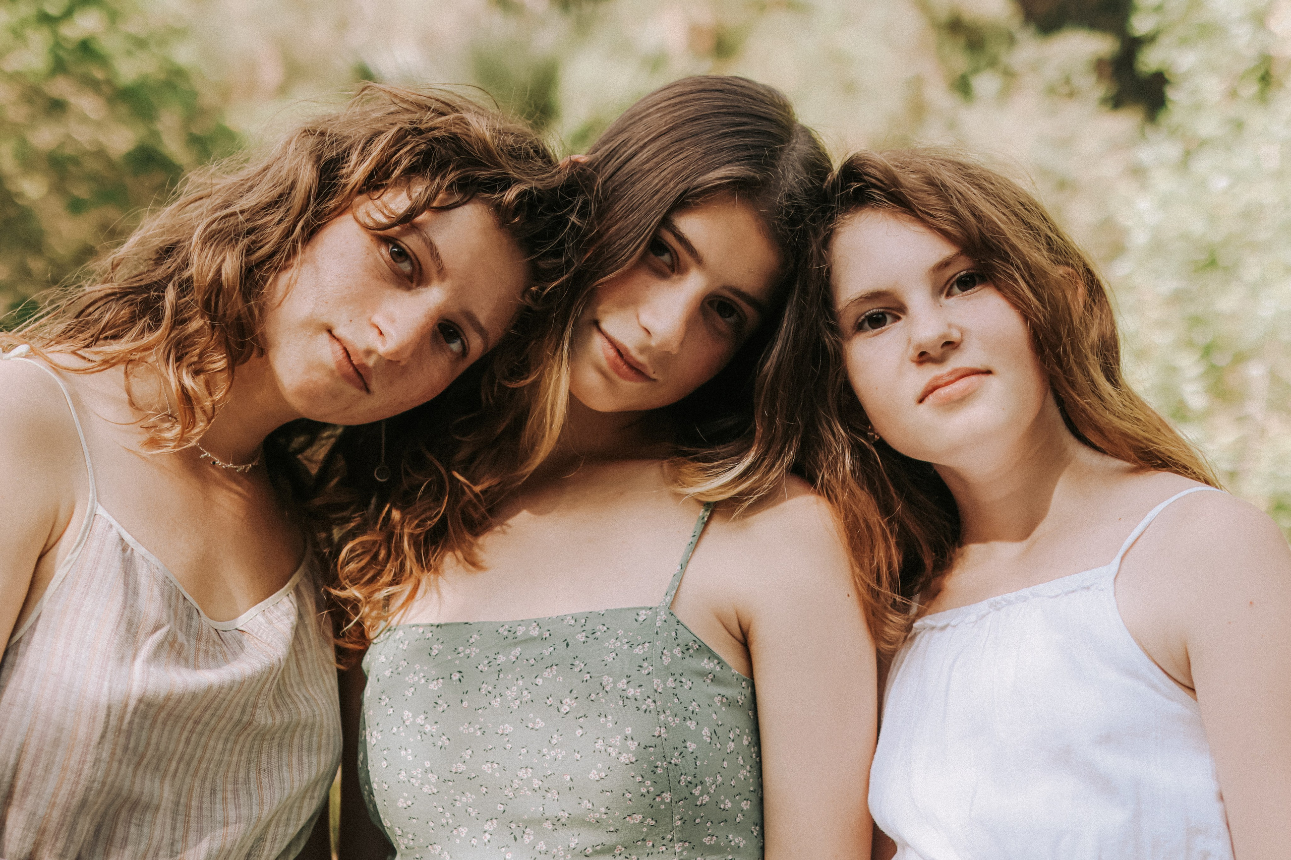 Polya, Shusha and Zhenya. Photographer in Israel Alice Milchin