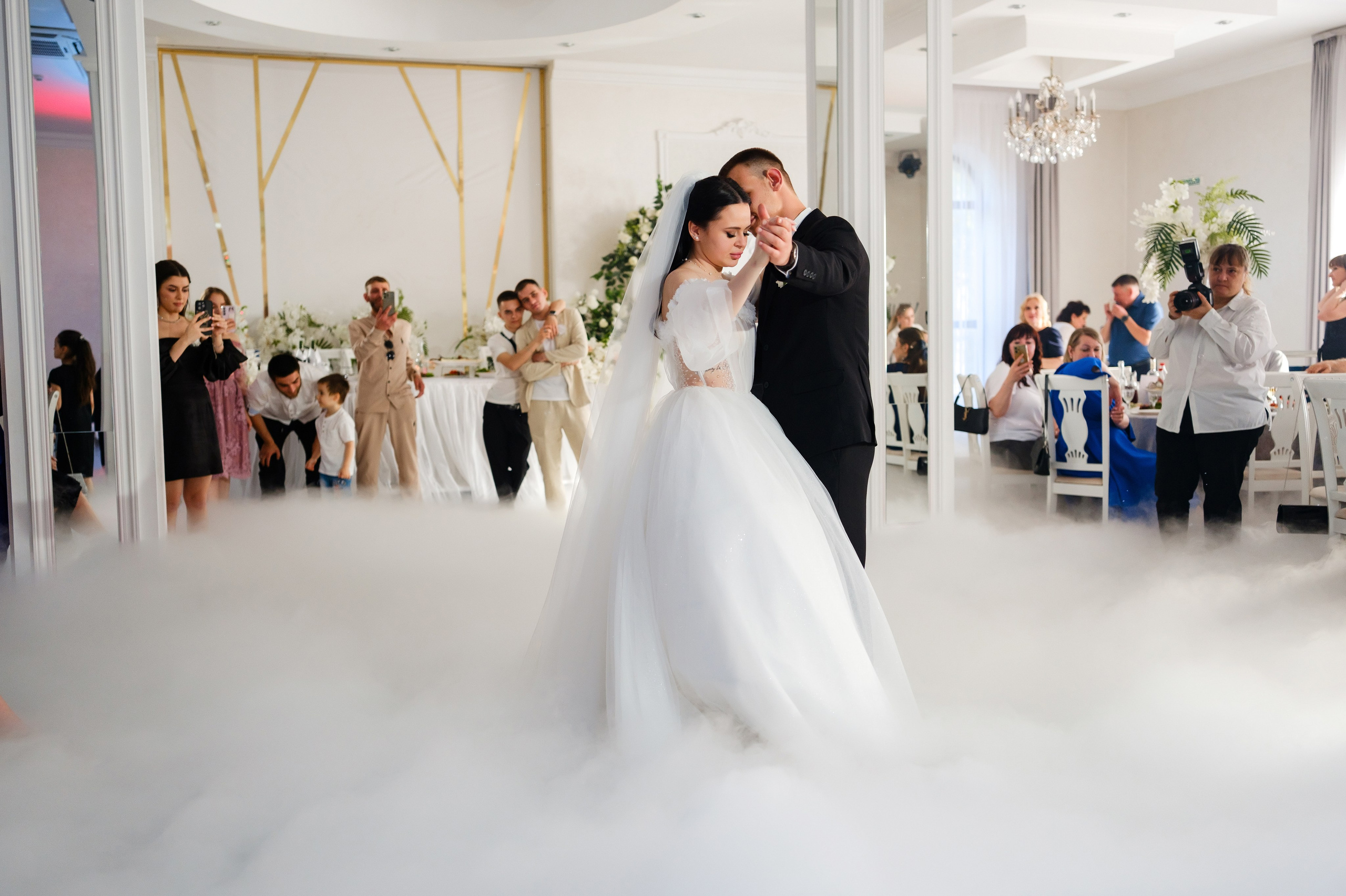 Тазабег и Диана. Свадебный фотограф | репортаж | праздники | крещение