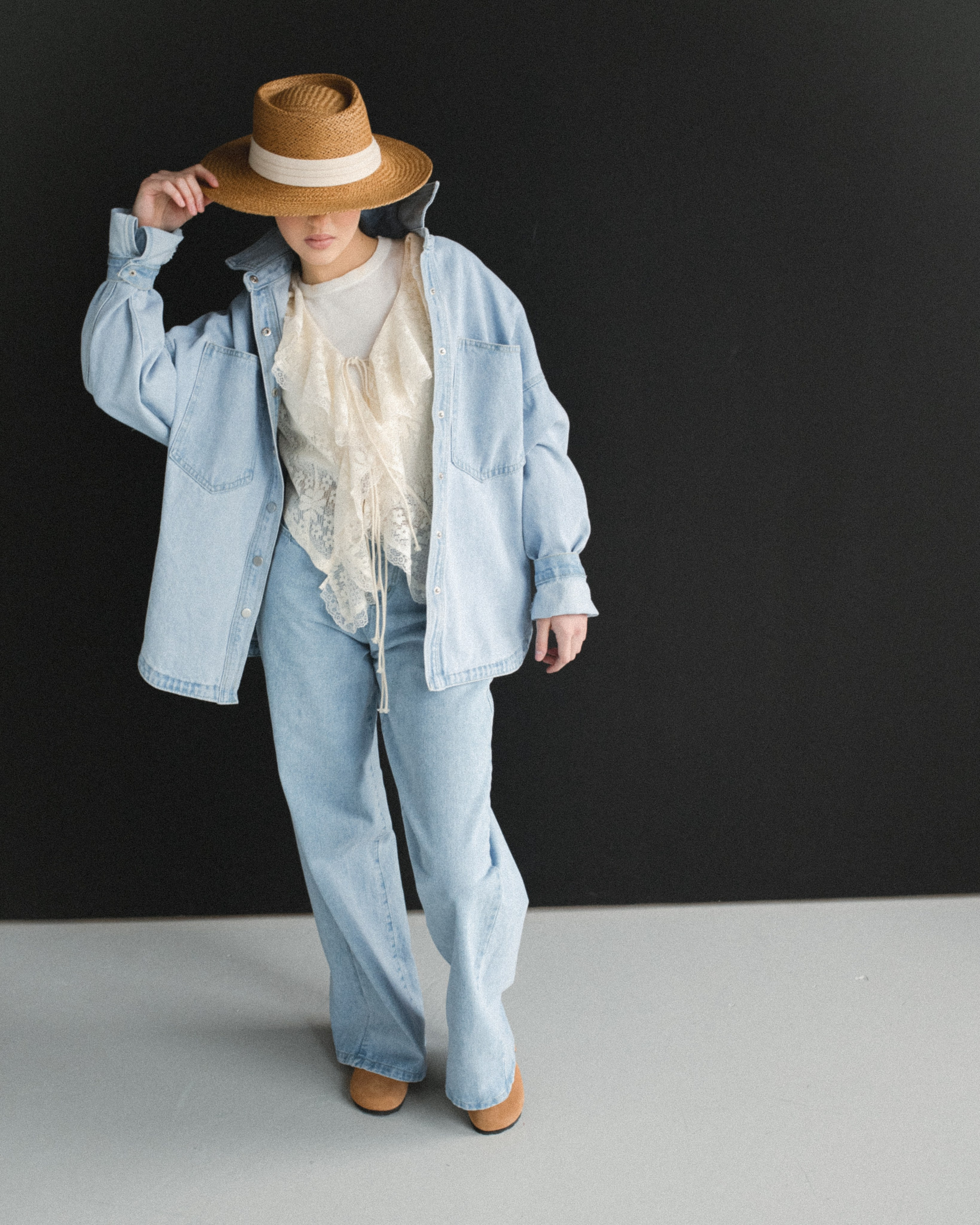 Модельная школа Khanova. Фотограф в Москве и Сургуте Алла Лесовая. Снимаю каталог для брендов и индивидуальные портреты для людей