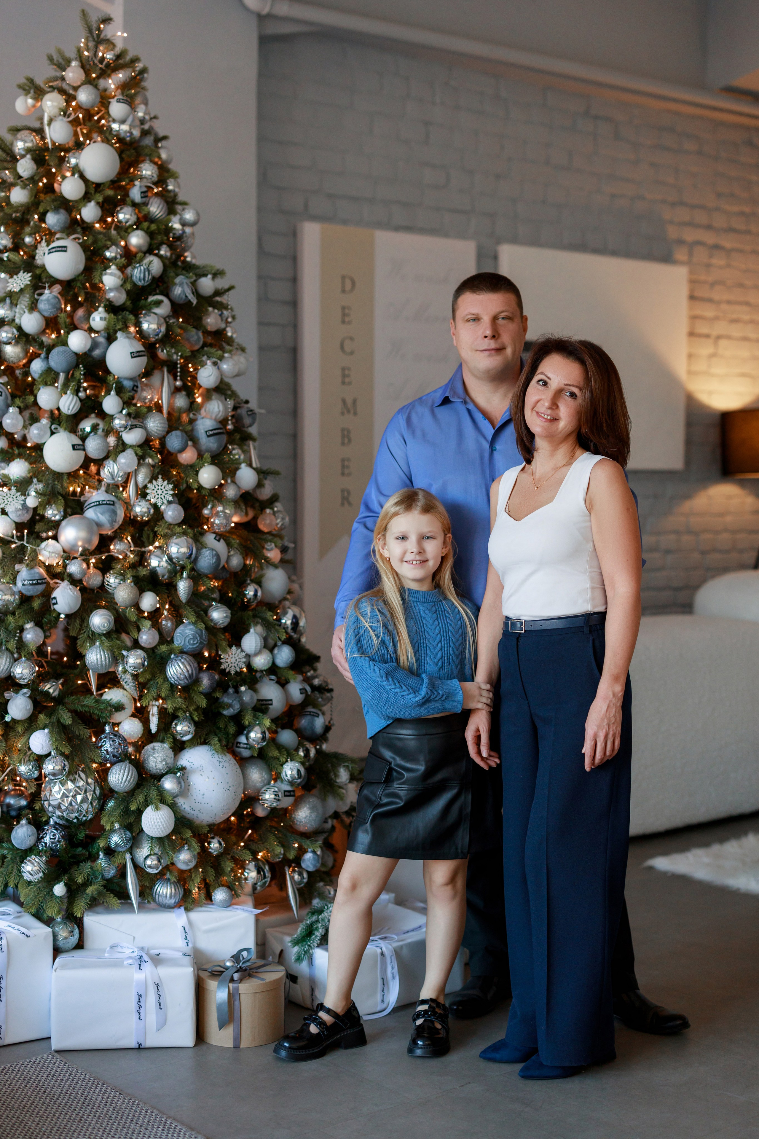 Семейная фотосессия в фотостудии Санкт-Петербург. Фотограф Санкт-Петербург Конюхова Мария