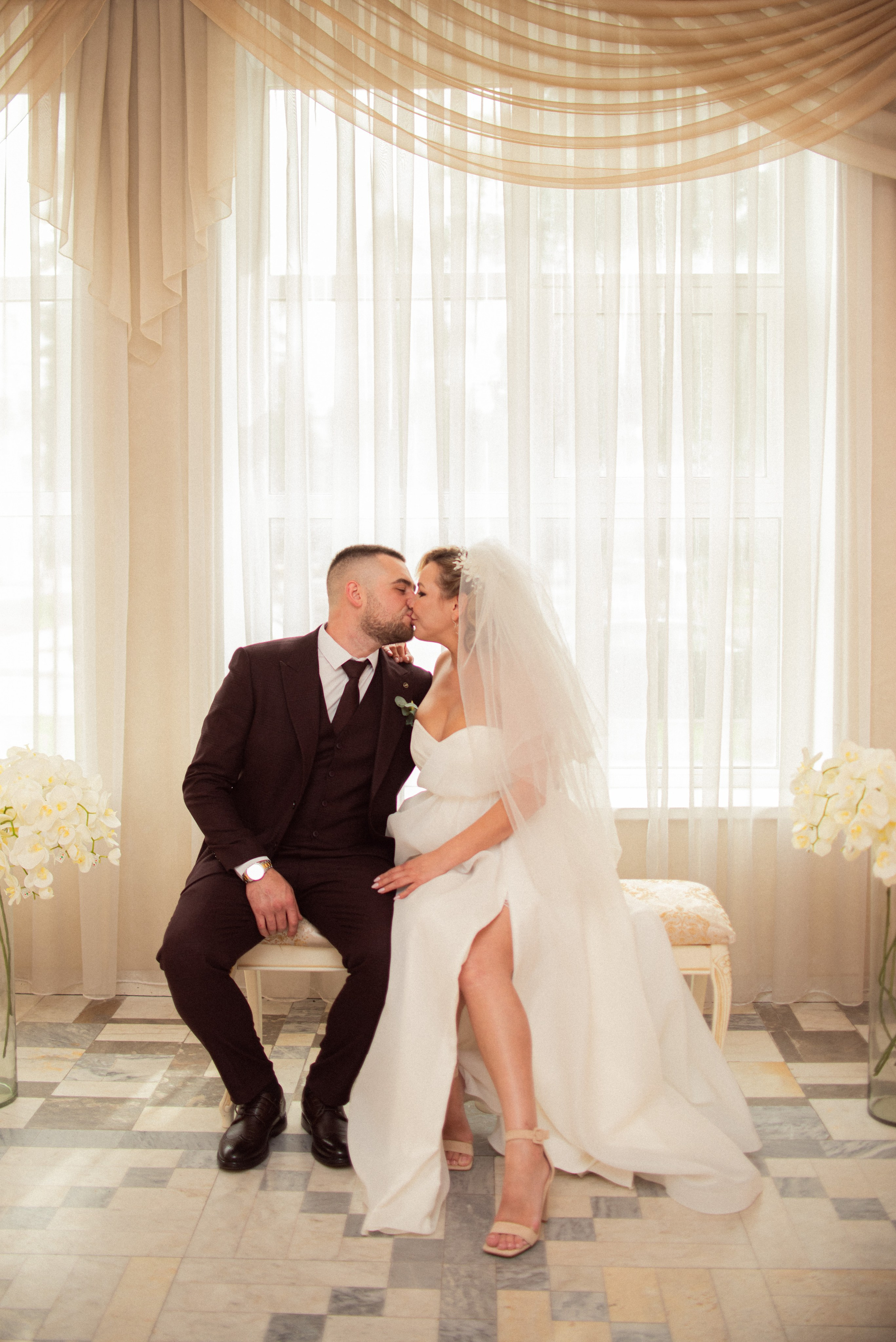 Свадебная фотосессия в Старой Купавне: фото и цены 2026 | Алёна Макеева. Свадебный и семейный фотограф в Москве и МО (Фрязино, Королёв, Коломна) Макеева Алёна