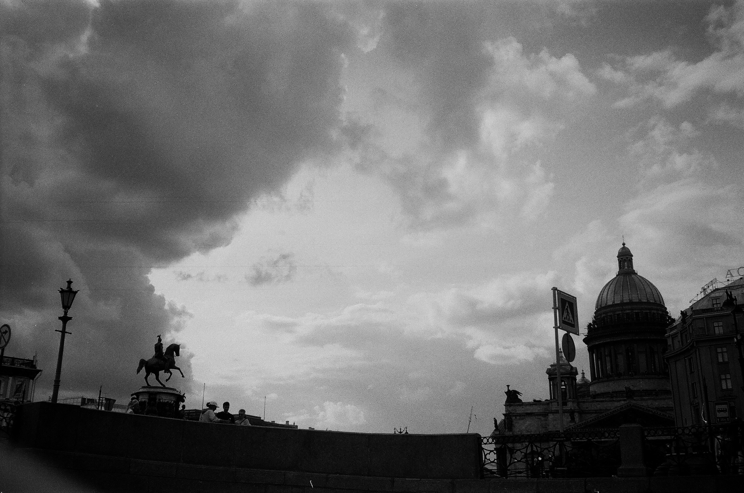 35 mm. Михаил Долганов