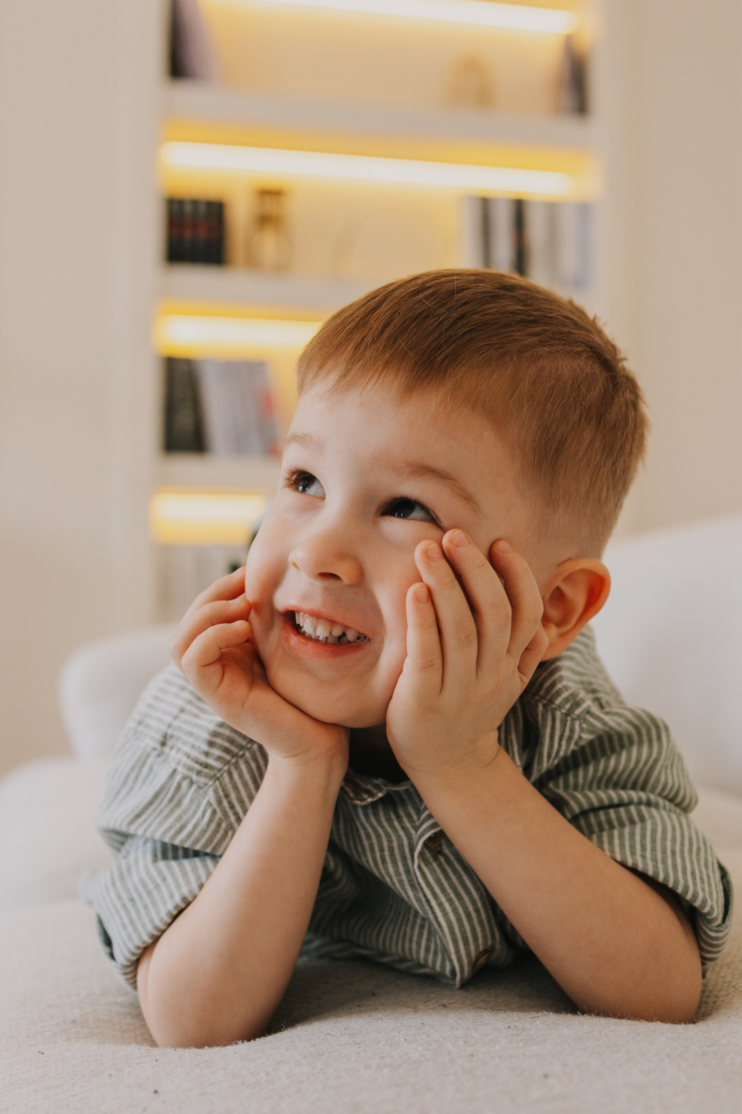 Большая семья. Домашняя фотосессия