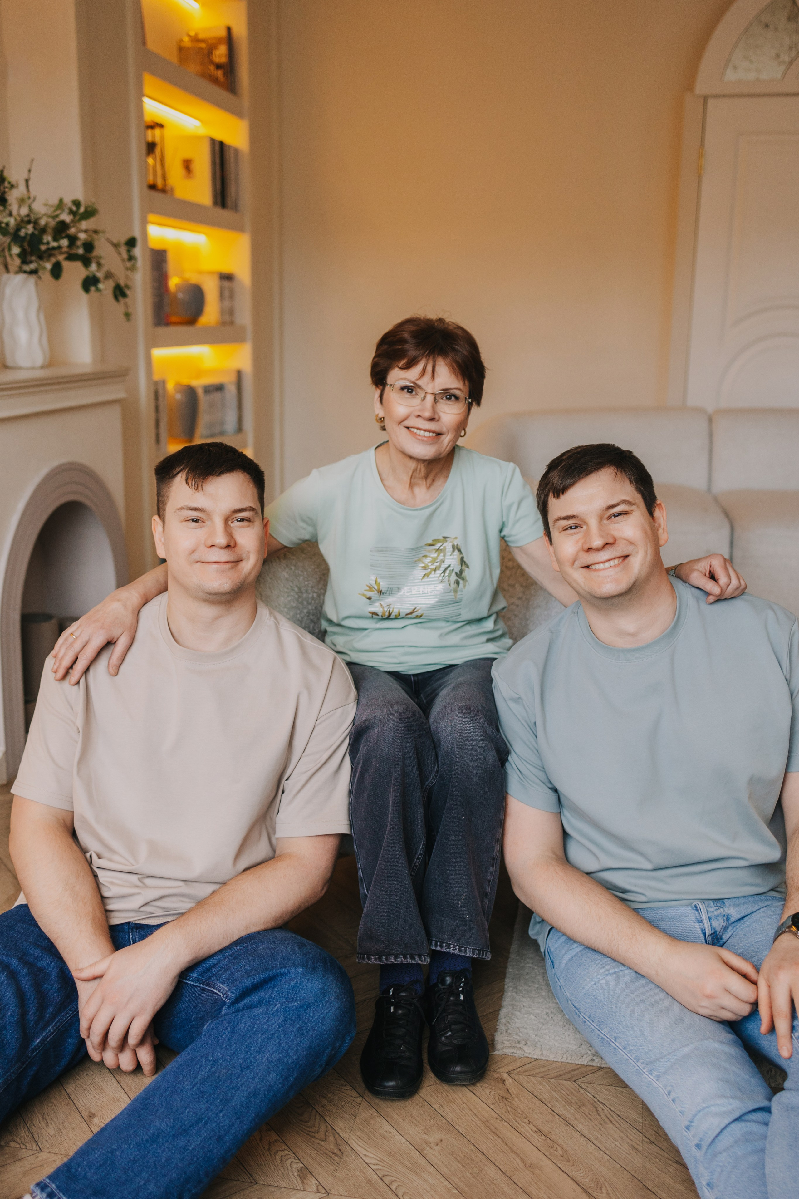 Большая семья. Домашняя фотосессия