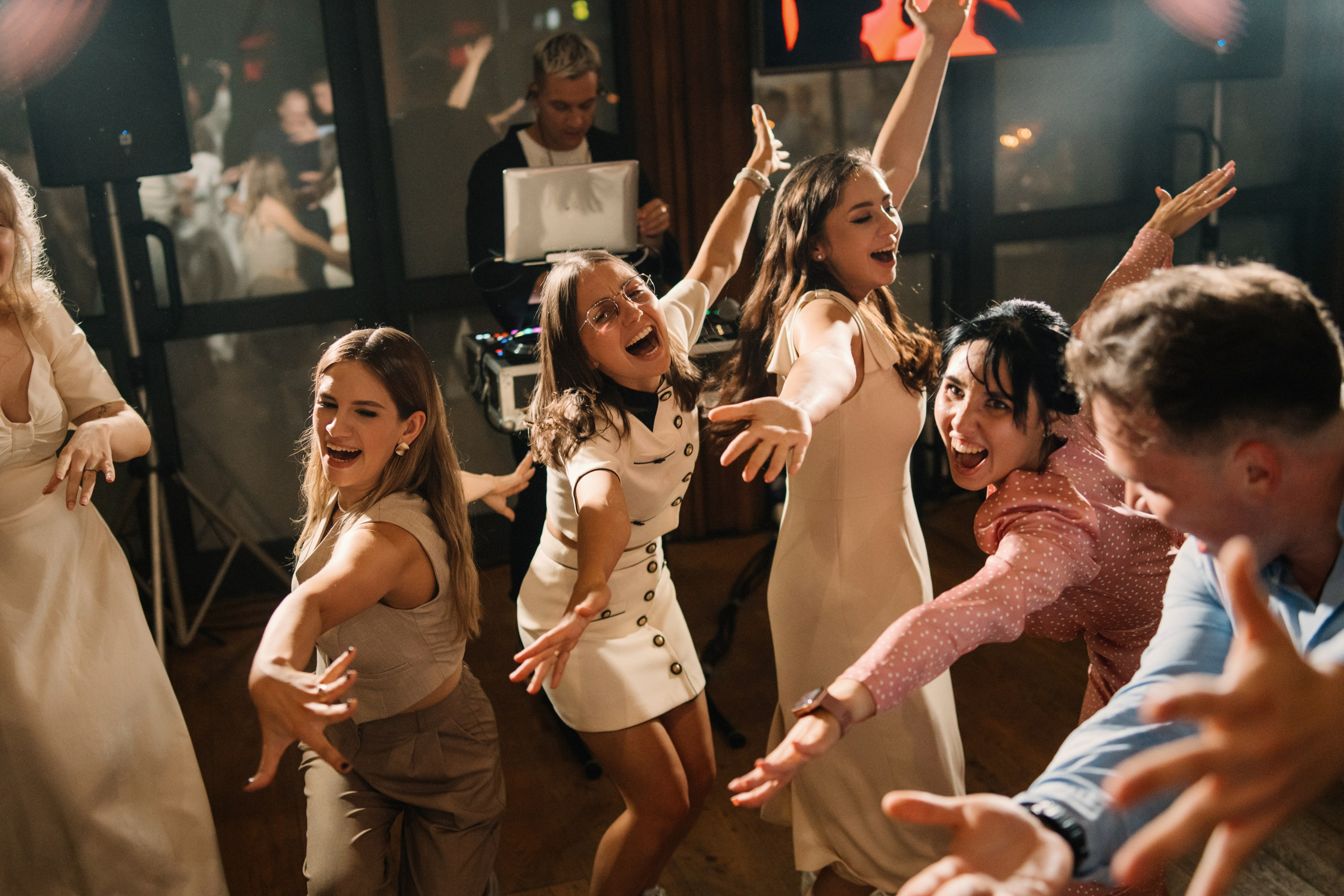 Со школьной парты. Свадебный фотограф в Калуге Алексей Климов