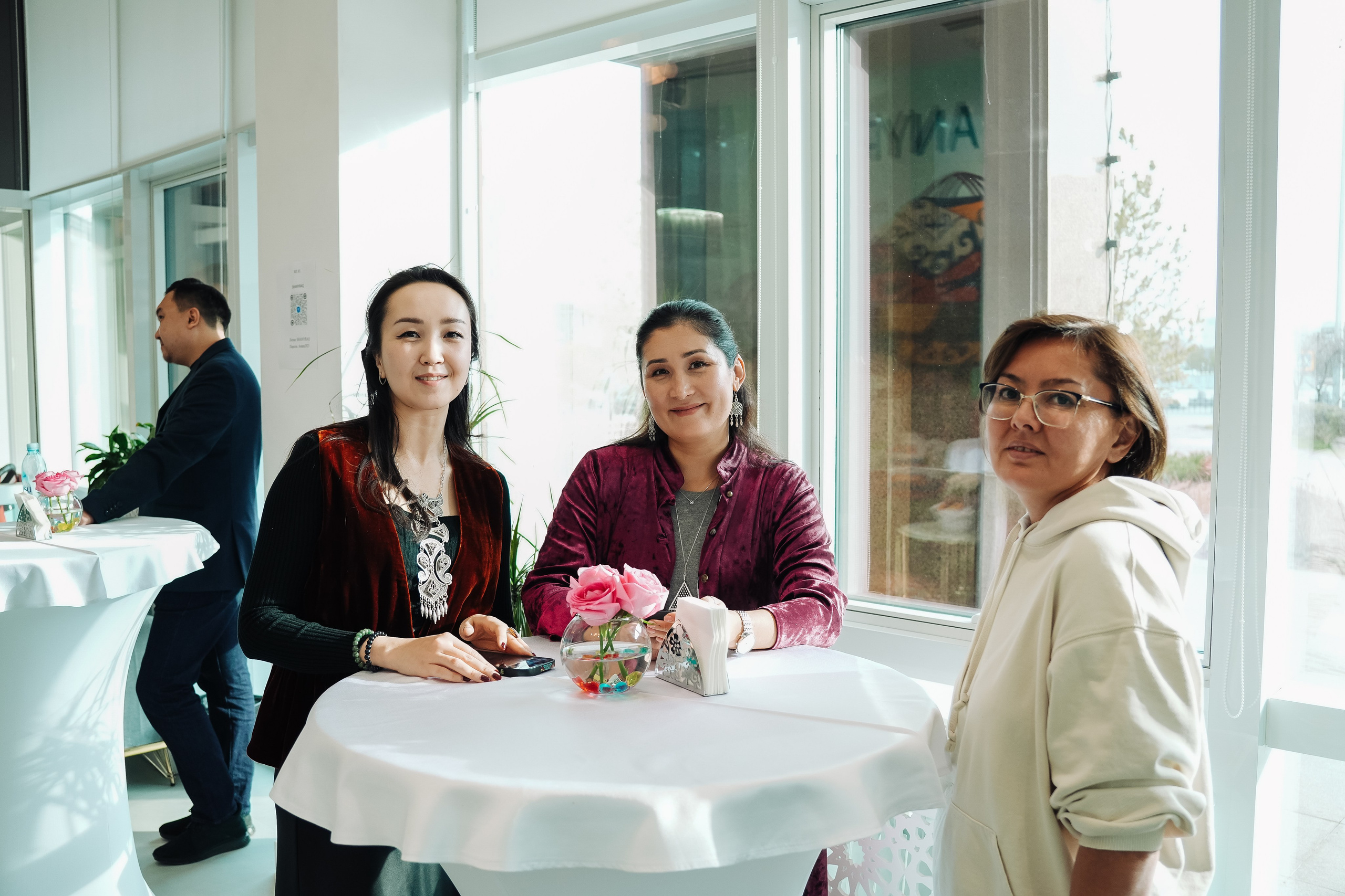 Фотоотчет: Галерея недвижимости SHANYRAQ