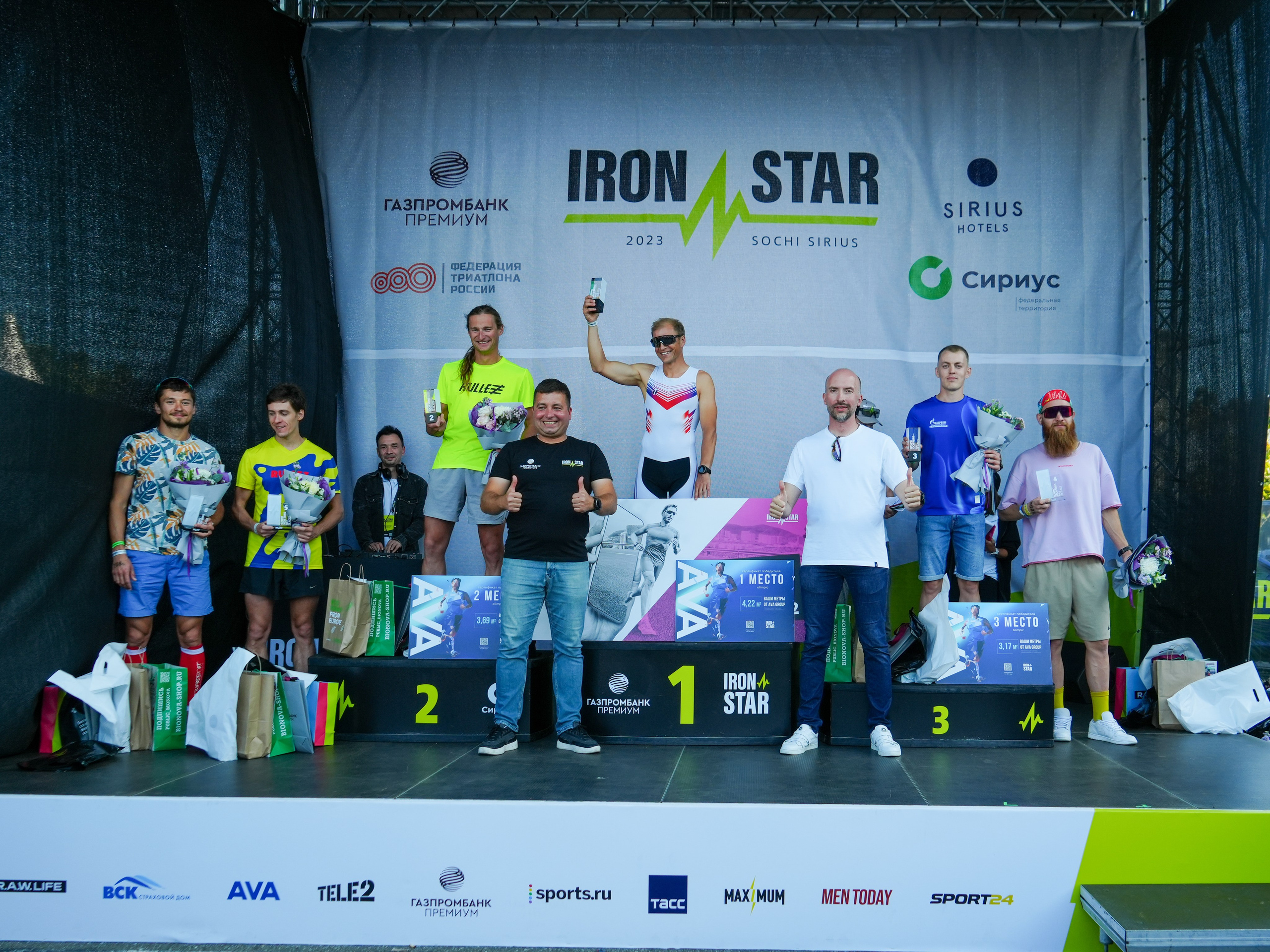 Фотоотчет партнерской интеграции для компании TELE2 на фестивале Ironstar. Репортажный фотограф в Красной Поляне и Сочи Павлюченко Екатерина