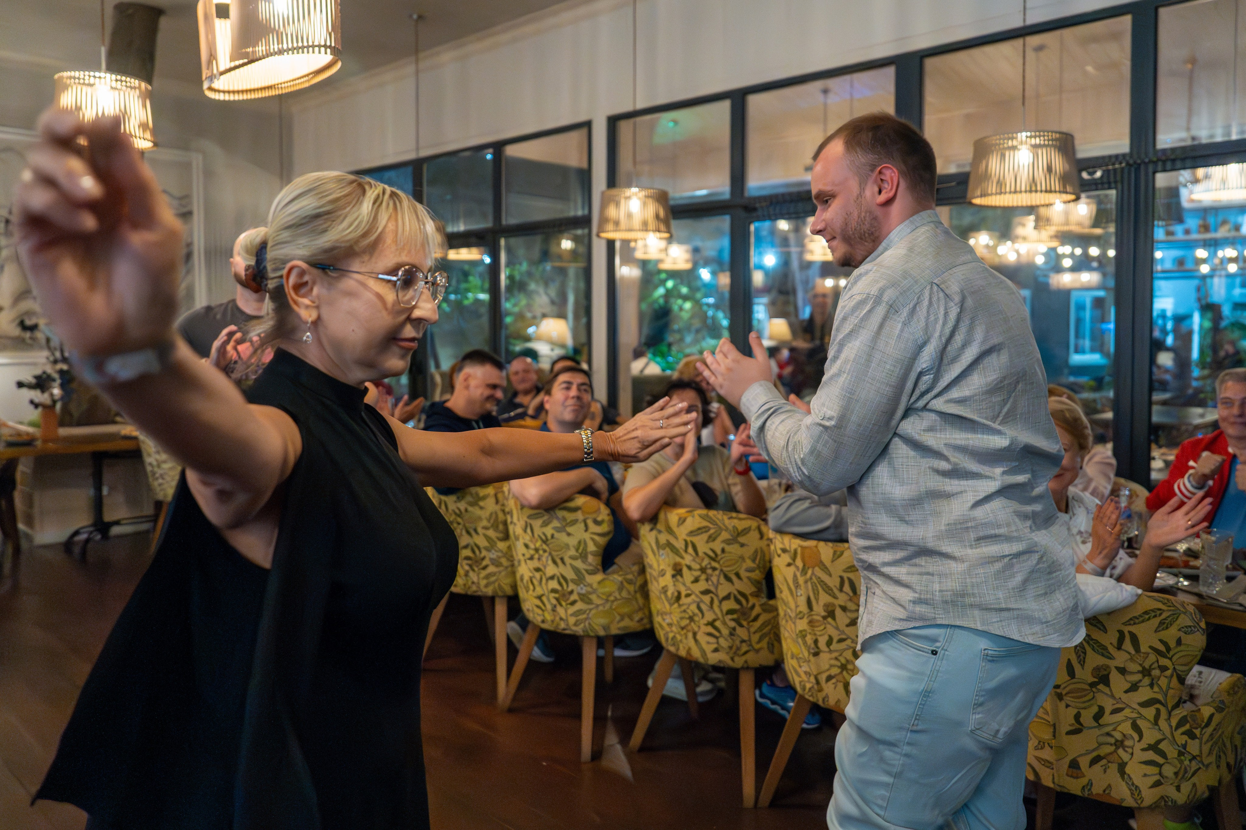 MICE мероприятие для компании Р-фарм. Репортажный фотограф в Красной Поляне и Сочи Павлюченко Екатерина