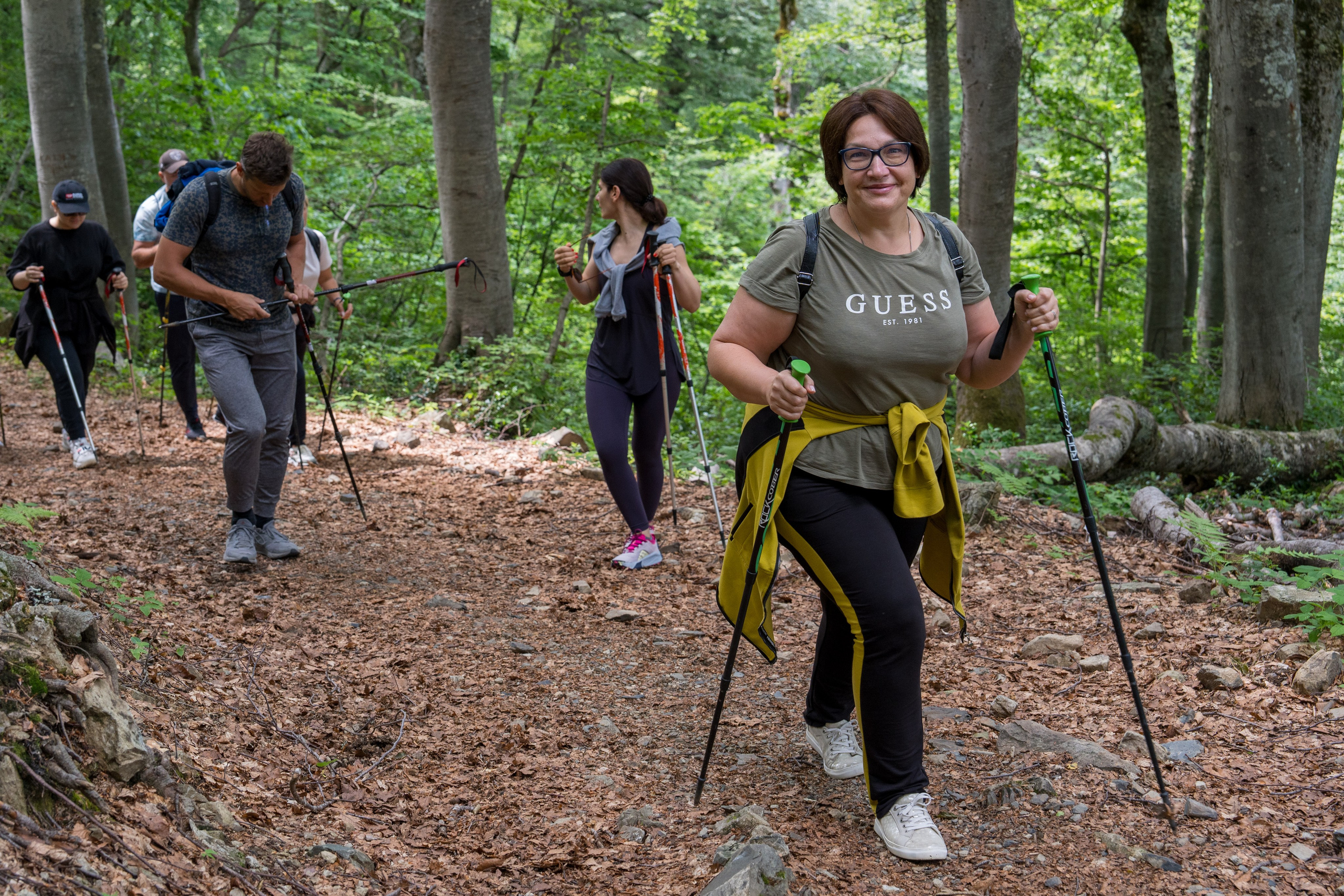 MICE мероприятие для компании «Доставка морем»: хайкинг к Ачипсинским водопадам. Репортажный фотограф в Красной Поляне и Сочи Павлюченко Екатерина