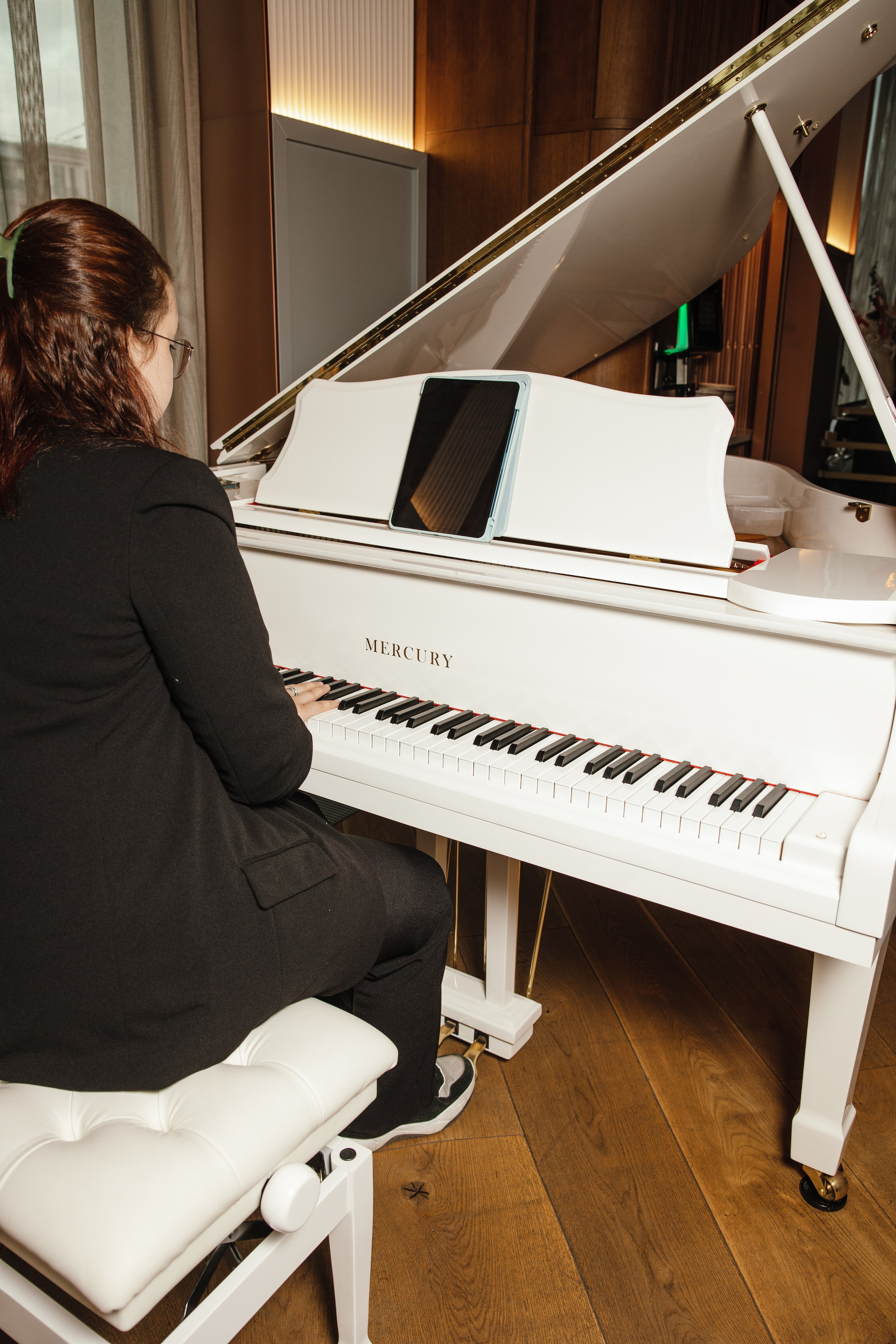 Презентация Russian Fashion Dom в ресторане Shagal. Контент фотограф в Москве и области Елена Кулакова