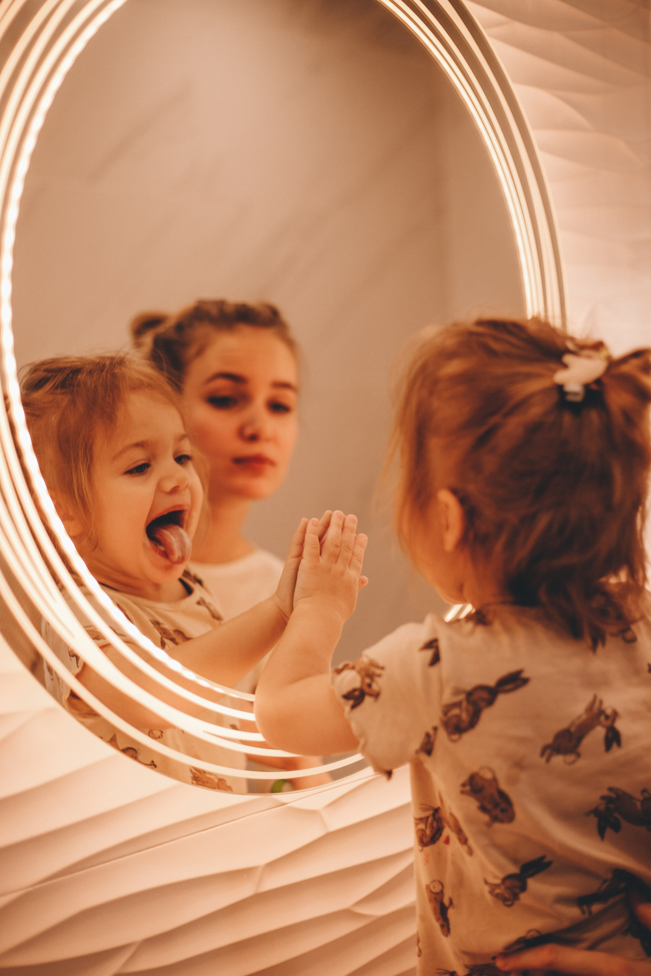 Домашняя фотосессия Мия и Яна. Семейный и женский фотограф Кемерово Мария Степ