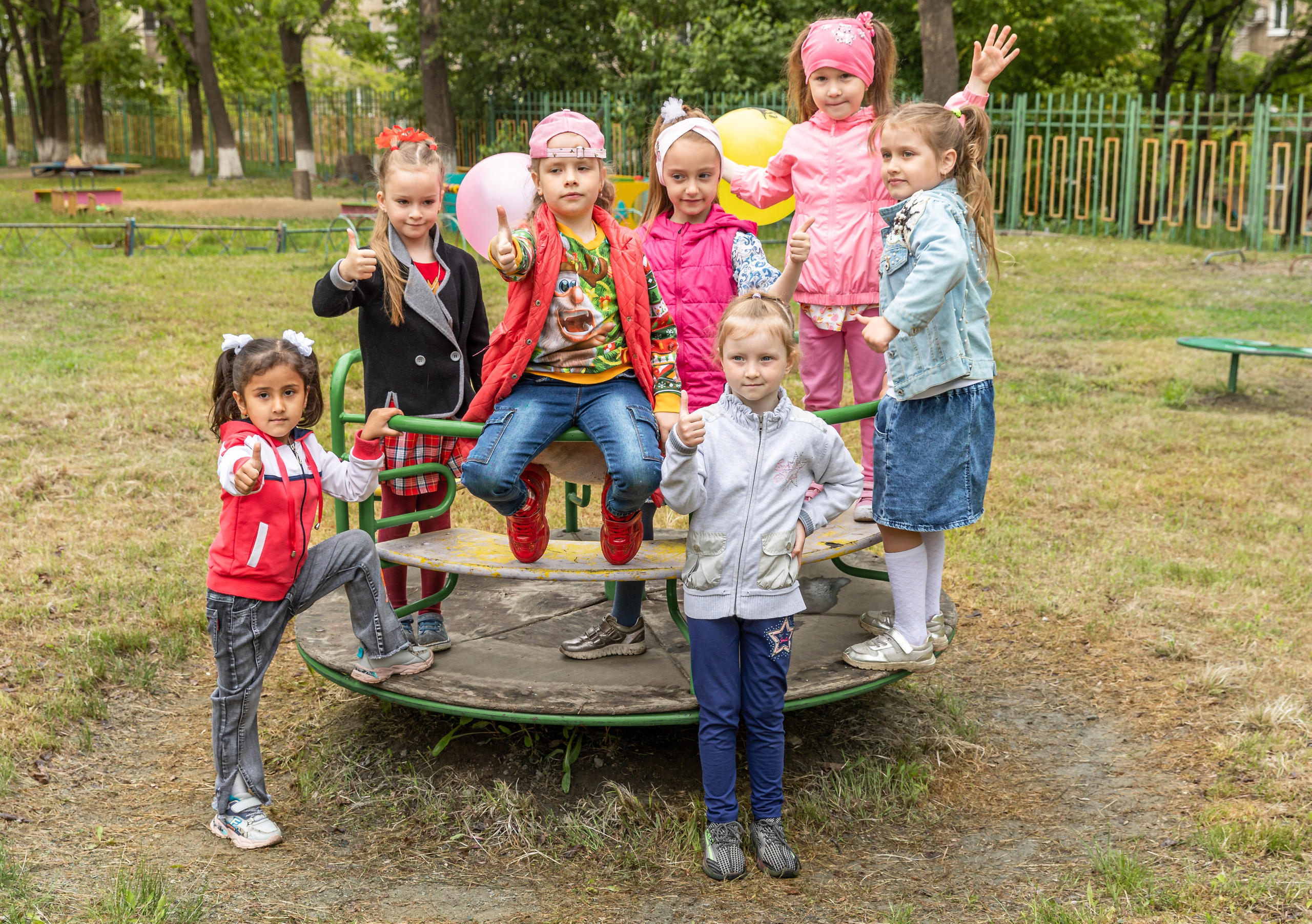 Репортажно-постановочная съемка в саду. Детский семейный фотограф в г. Находка Ольга Коваленко, фотостудия Memories
