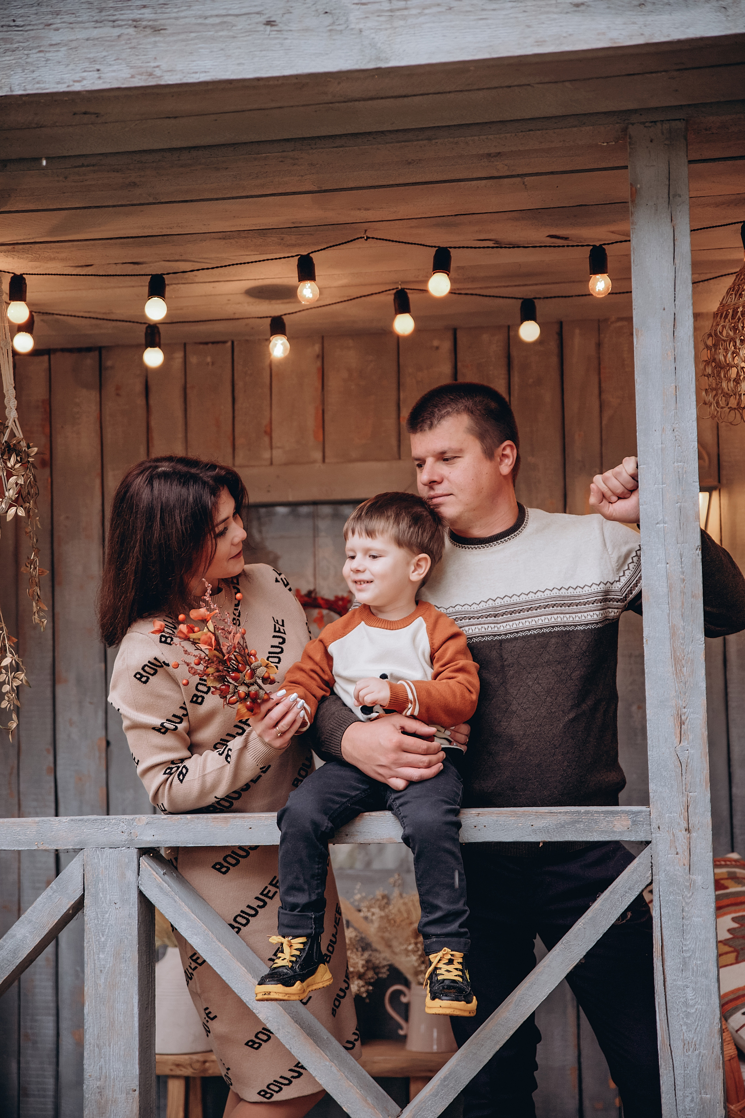 Осенняя фотосессия Виктории, Максима и Макара. Семейный фотограф Ярославль Екатерина Охлопкова