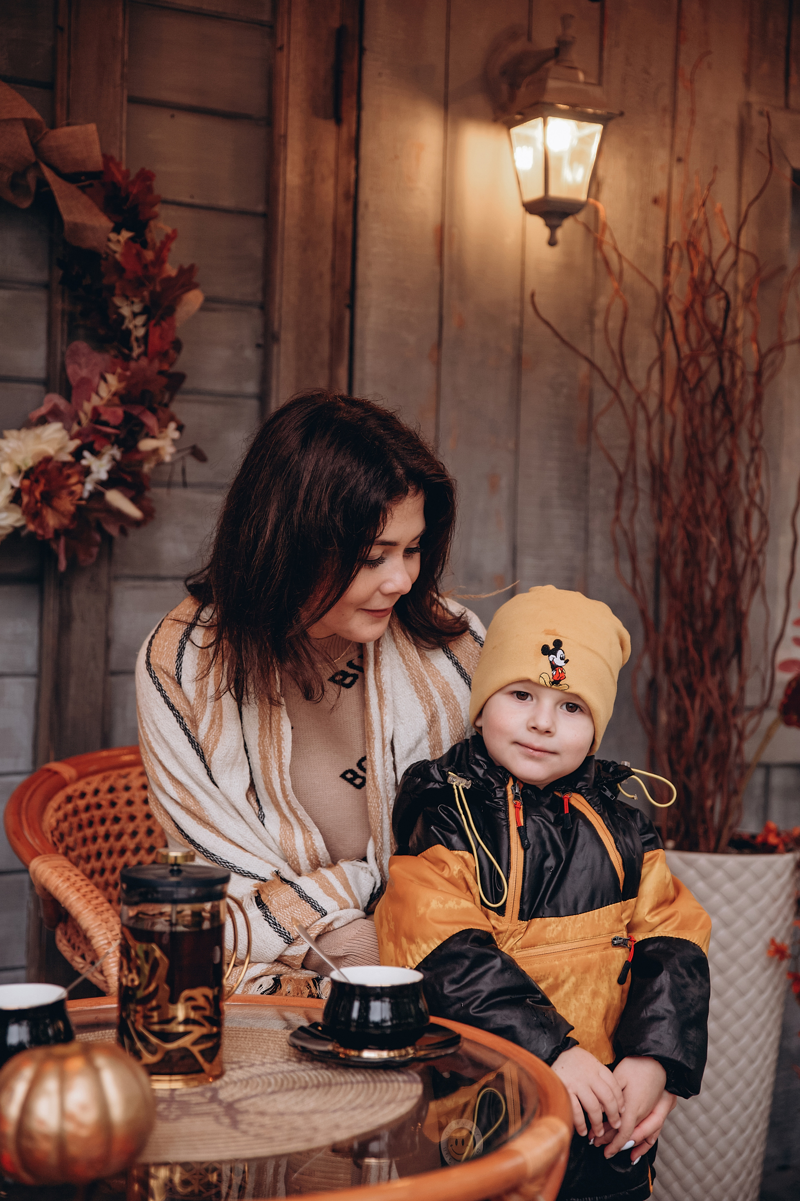 Осенняя фотосессия Виктории, Максима и Макара. Семейный фотограф Ярославль Екатерина Охлопкова