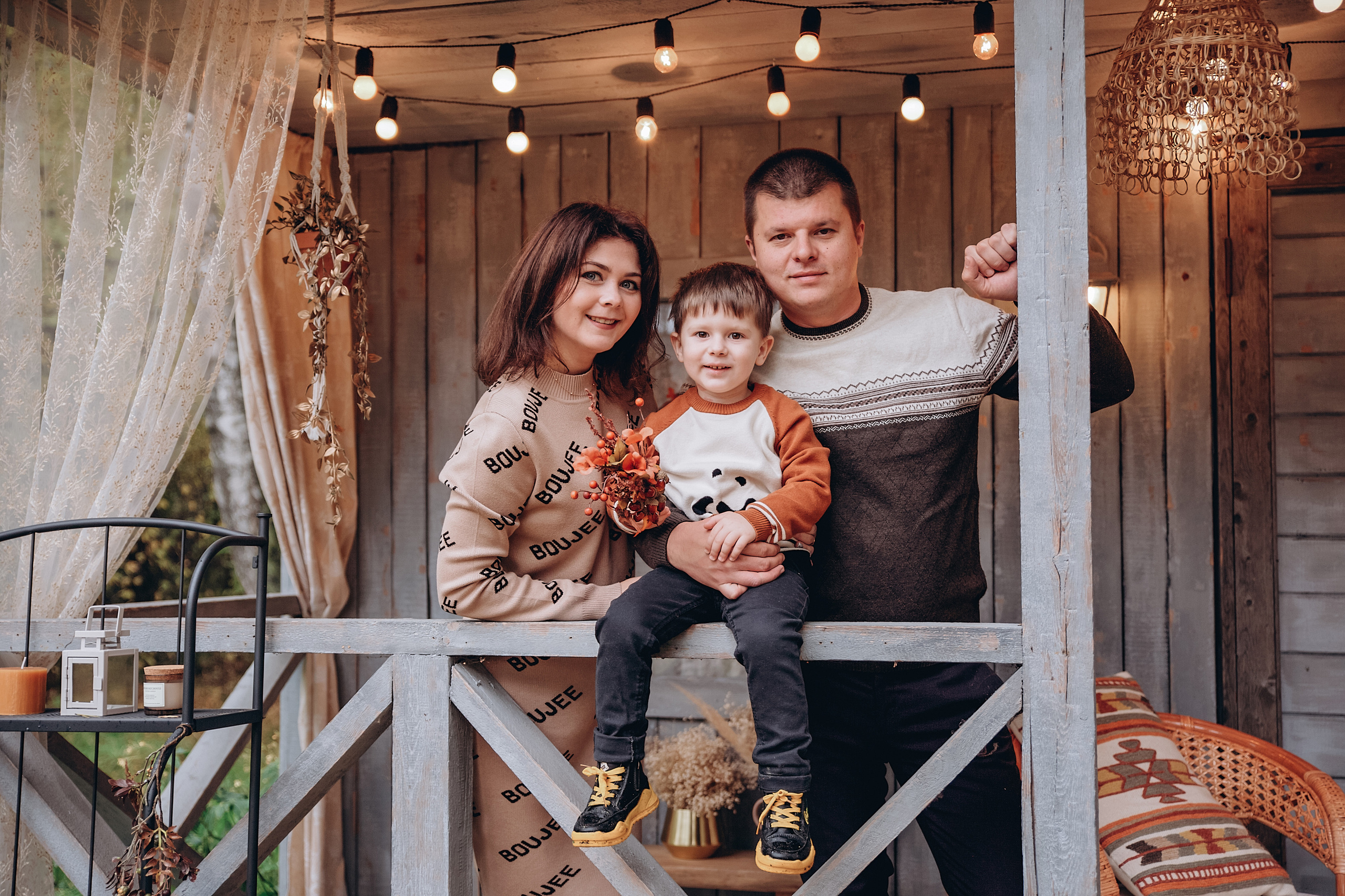 Осенняя фотосессия Виктории, Максима и Макара. Семейный фотограф Ярославль Екатерина Охлопкова