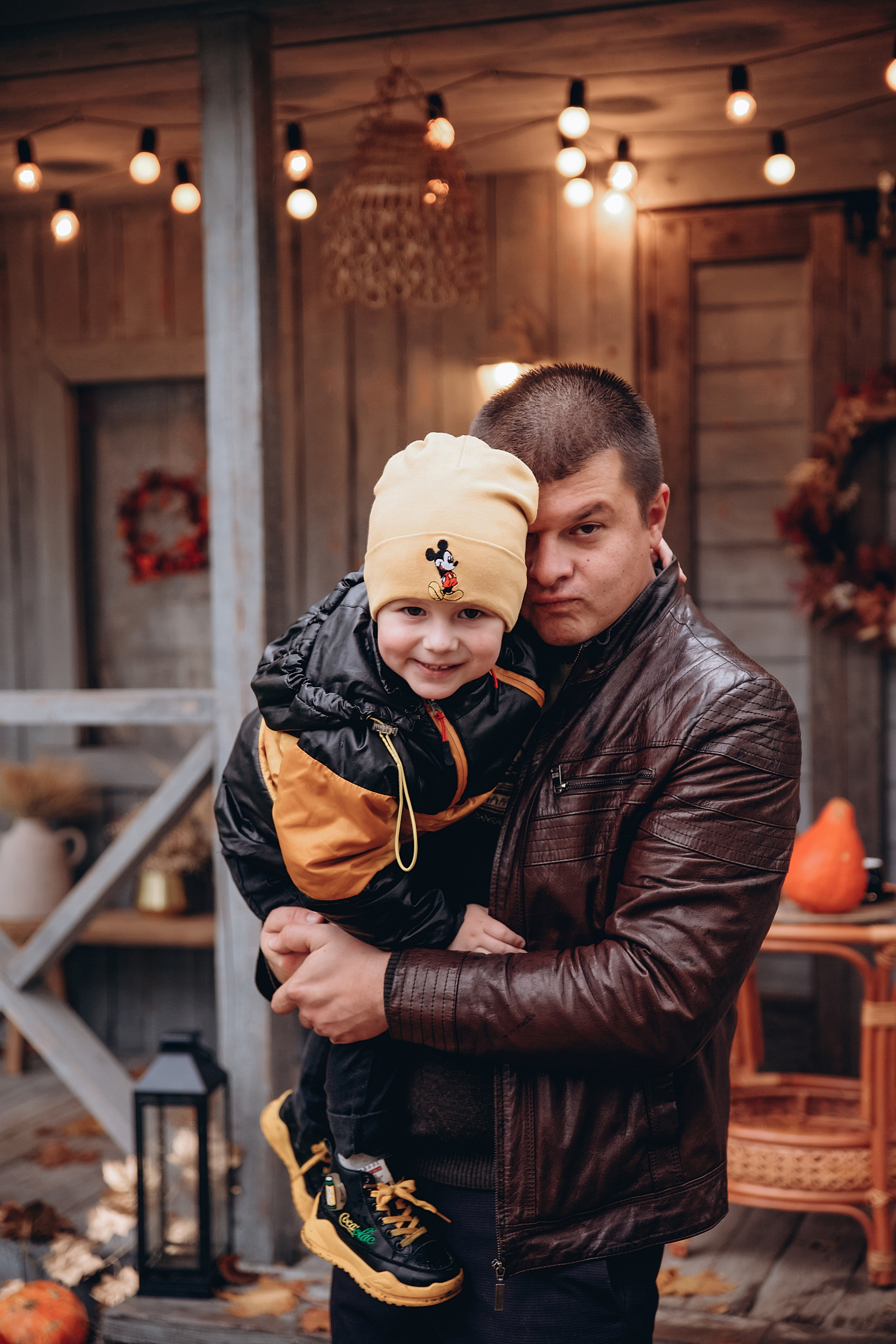 Осенняя фотосессия Виктории, Максима и Макара. Семейный фотограф Ярославль Екатерина Охлопкова