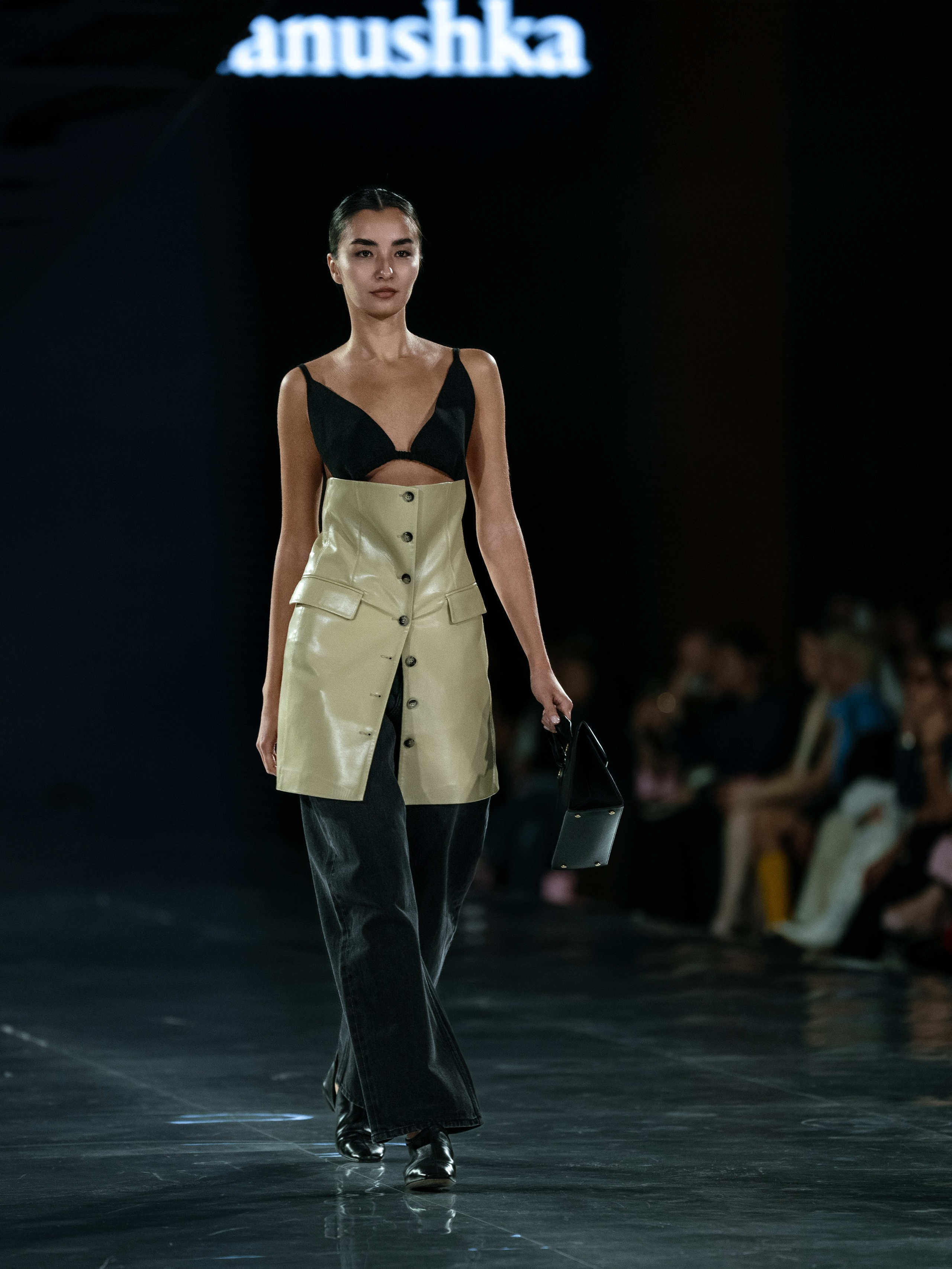 Visa Fashion Week Nanushka. Сайт Алматинского НЮ АРТ, будуар и фэшн фотографа Дениса Карпенко