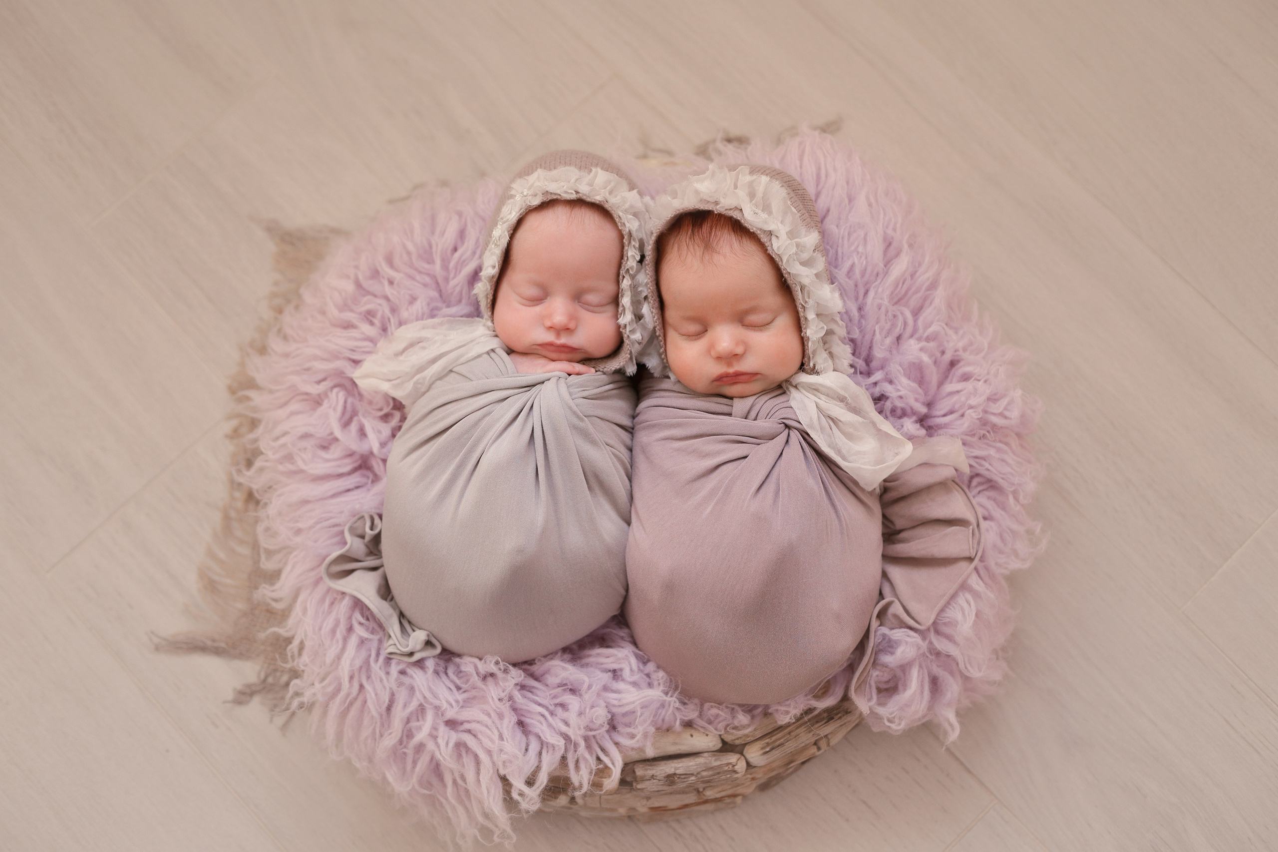 PH @my_tiny_kids_. Retoucher Aleksmokh