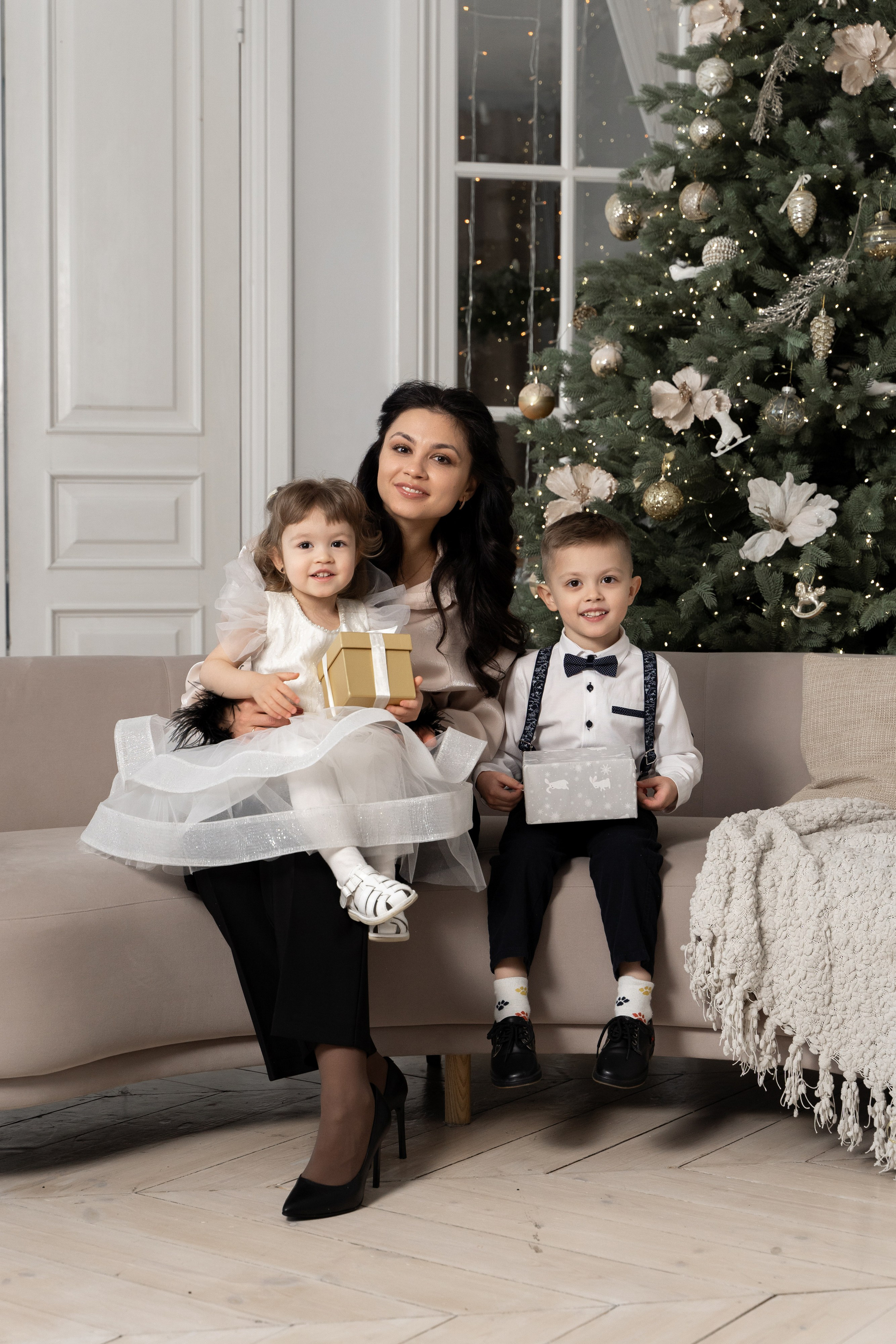 Саша, Гера, Лилиана и Арсений. Новогодняя фотосессия. Фотограф Татьяна Мамонтова