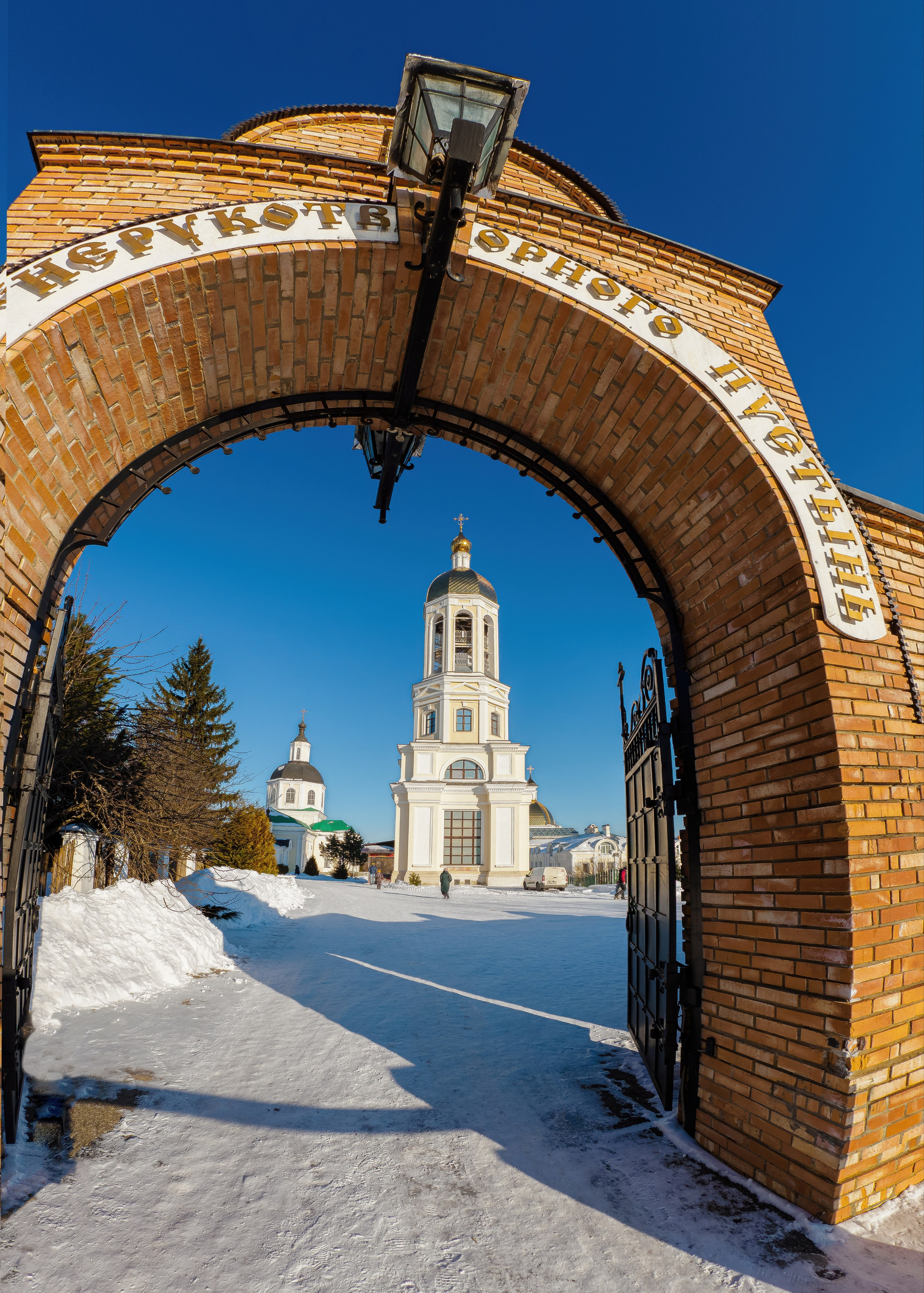 Оптина пустынь. Зима 2023 года. Фотограф Никифоров-Гордеев Сергей. Москва и МО