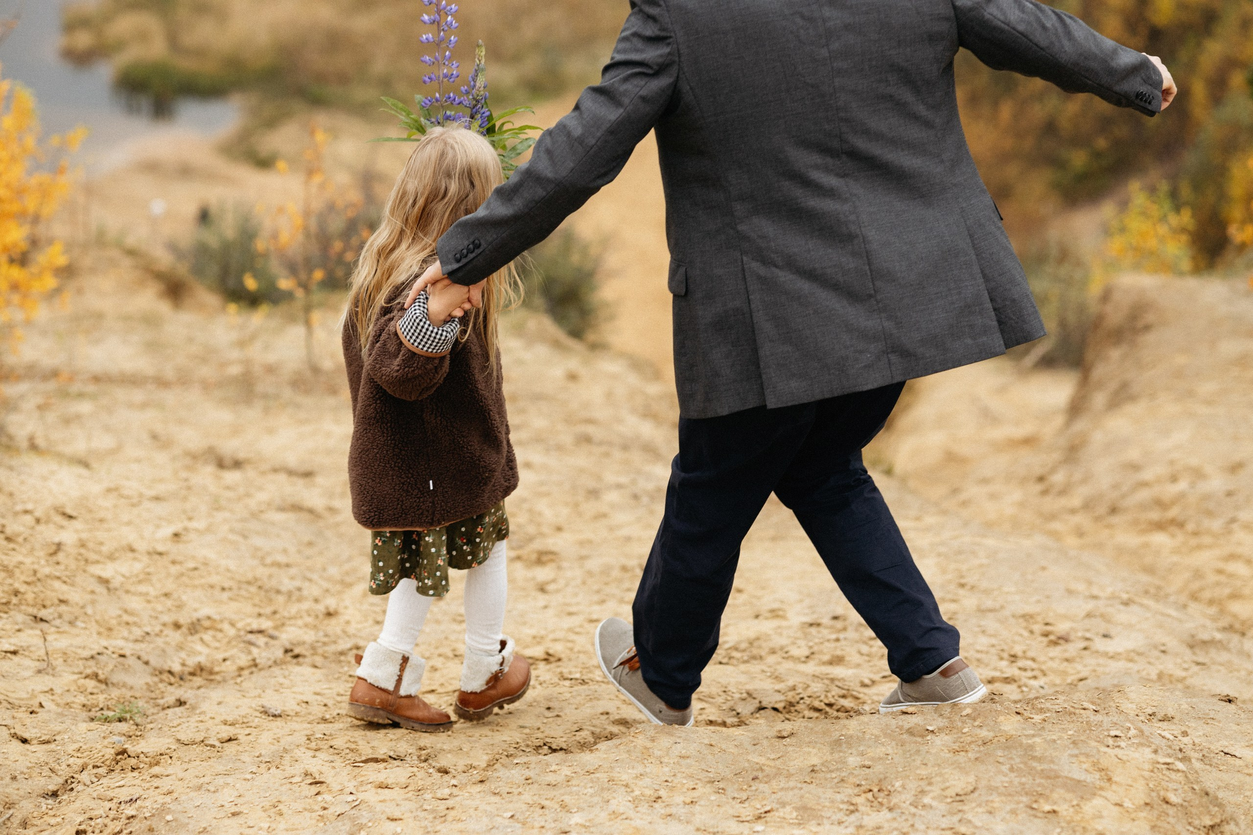 Семейная фотосессия на природе. Вера Пьянцева семейный, свадебный и парный фотограф в Санкт-Петербурге